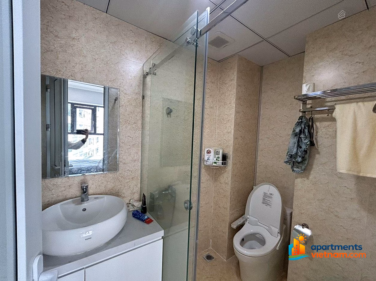 Move right into the apartment with a view of the sea - Cool Southeast view, don't miss out
