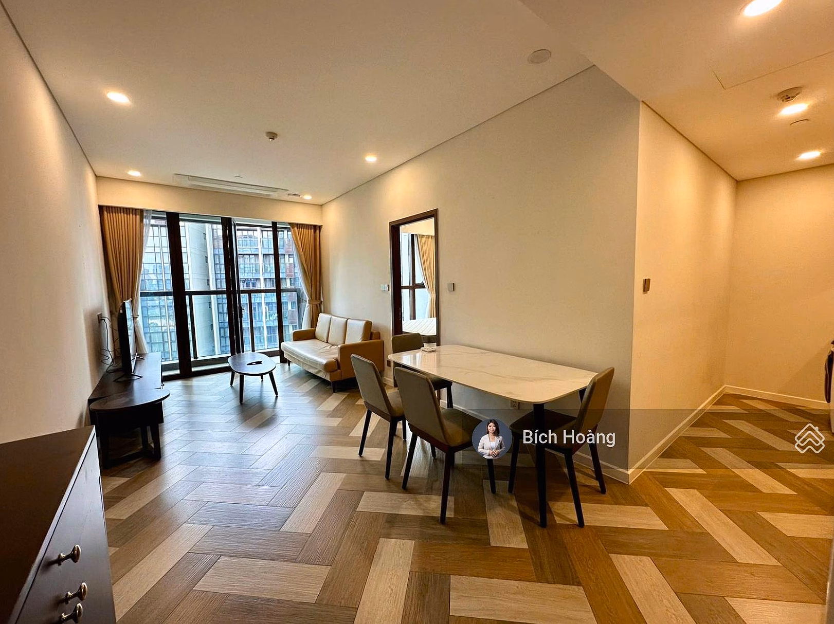 The Galleria - 1 bedroom fully furnished apartment for sale - SPA capacity