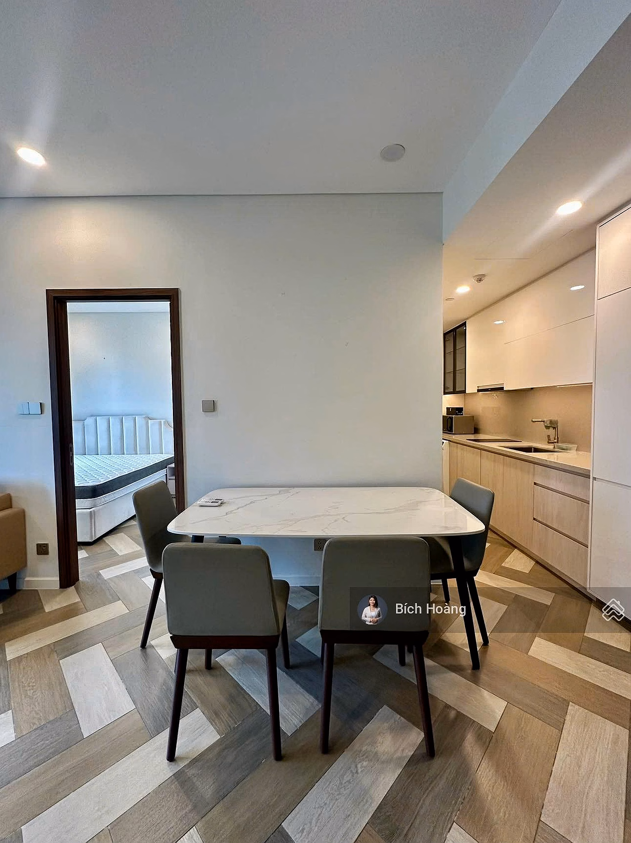 The Galleria - 1 bedroom fully furnished apartment for sale - SPA capacity