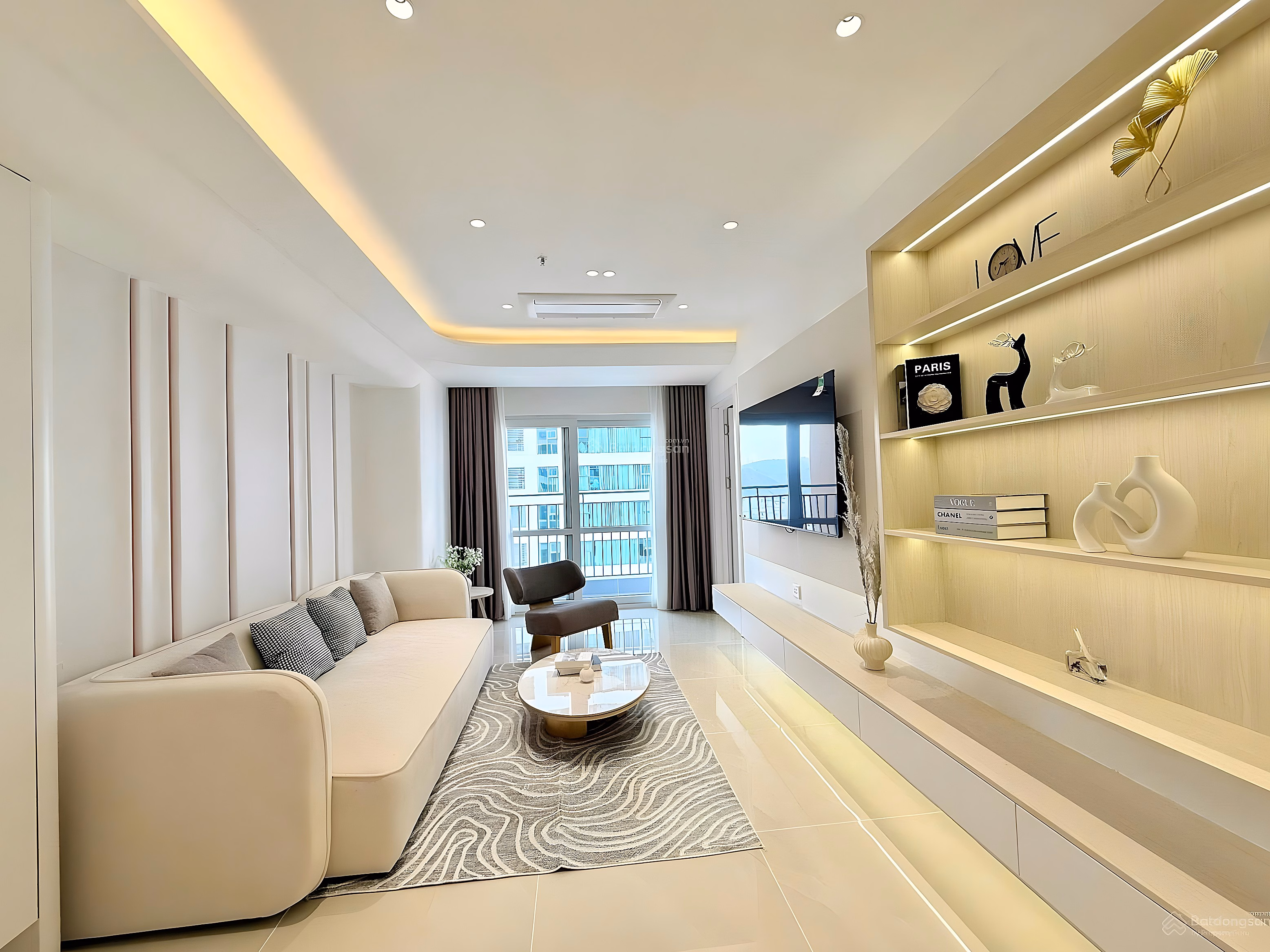 Classy apartment OC3, 36th floor, 14 units with open view, price not to be missed