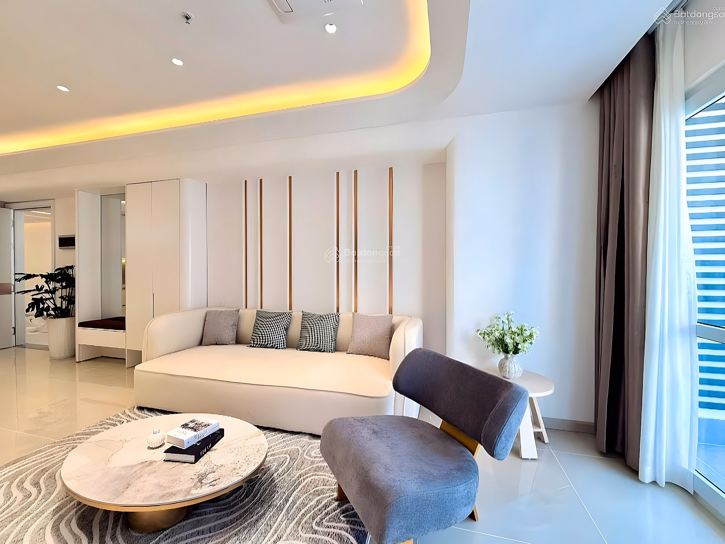 Classy apartment OC3, 36th floor, 14 units with open view, price not to be missed