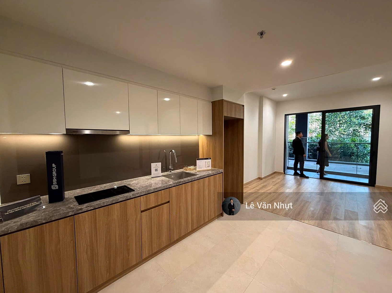 3% discount - 2 bedroom apartment in Tower A Masteri Cosmo Central only 9.097 billion all in - view of music, water, river