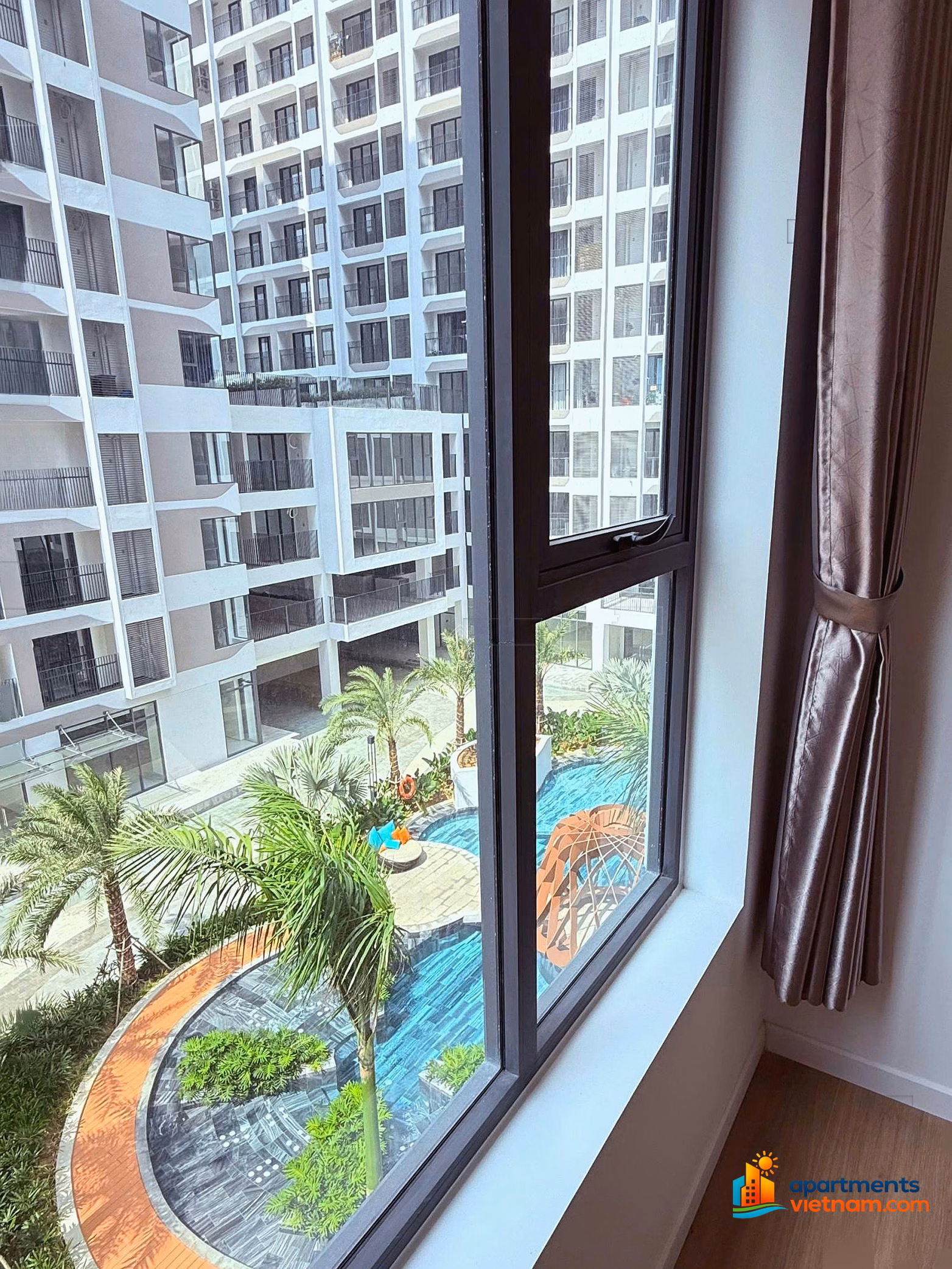 Shopping basket MT Eastmark City 7/2026, pink book available, 63m2 priced at 2.8 billion, 70m2 2 bedrooms priced at 3.8 billion, 3 bedrooms 100m2 4,750 billion