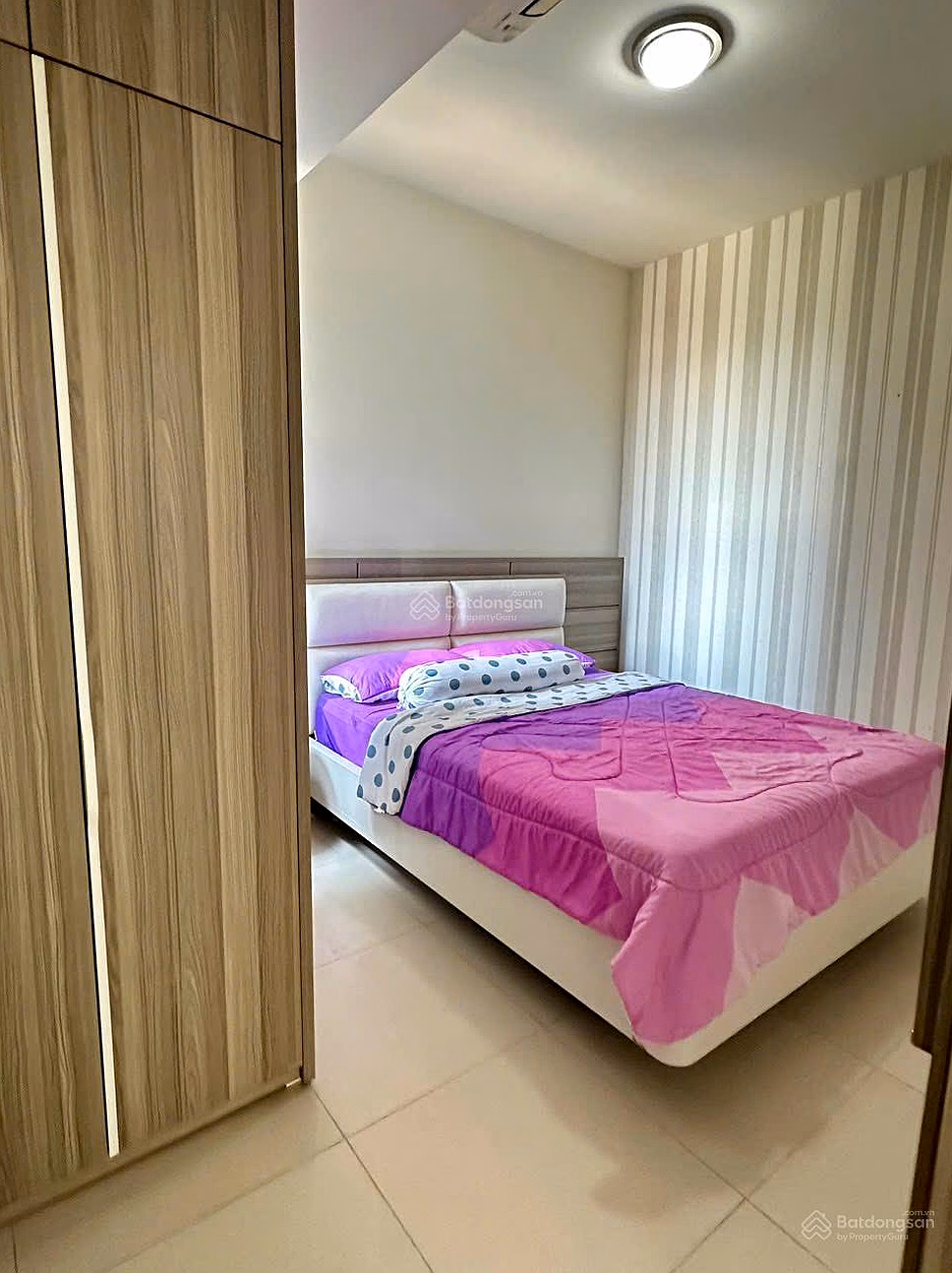 Lexington 5.5 billion 2 bedroom 2 bathroom apartment - Southeast view, very good price
