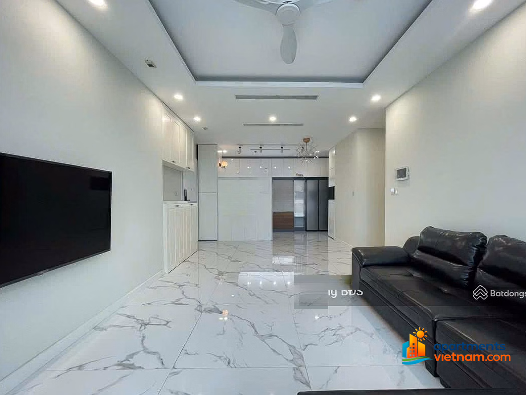 Sunshine City apartment for sale with area 90m2 priced at 8.8 billion. Contact Trung 0989 734 ***