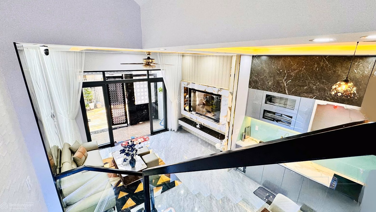 3 floors for sale 251/7/10 Thai Thi Boi, Thanh Khe, Da Nang