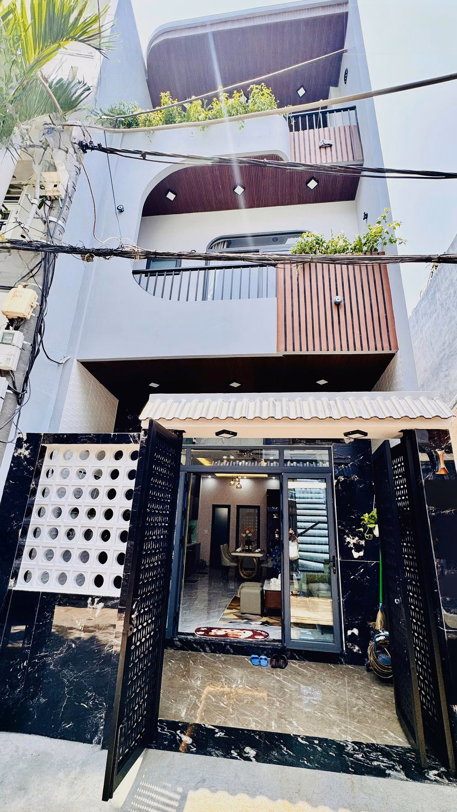 3 floors for sale 251/7/10 Thai Thi Boi, Thanh Khe, Da Nang