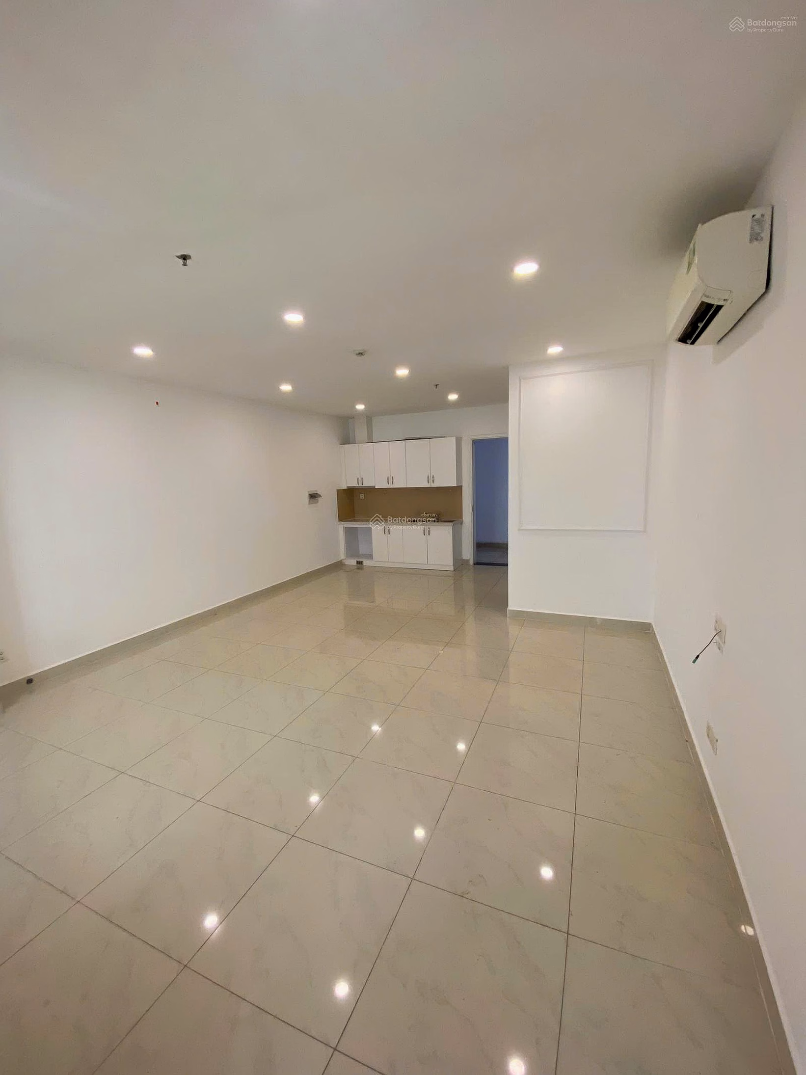 Saigon Mia officetel CC apartment, 2.5 billion, 40m2, 9A, Binh Hung, Binh Chanh, HCM