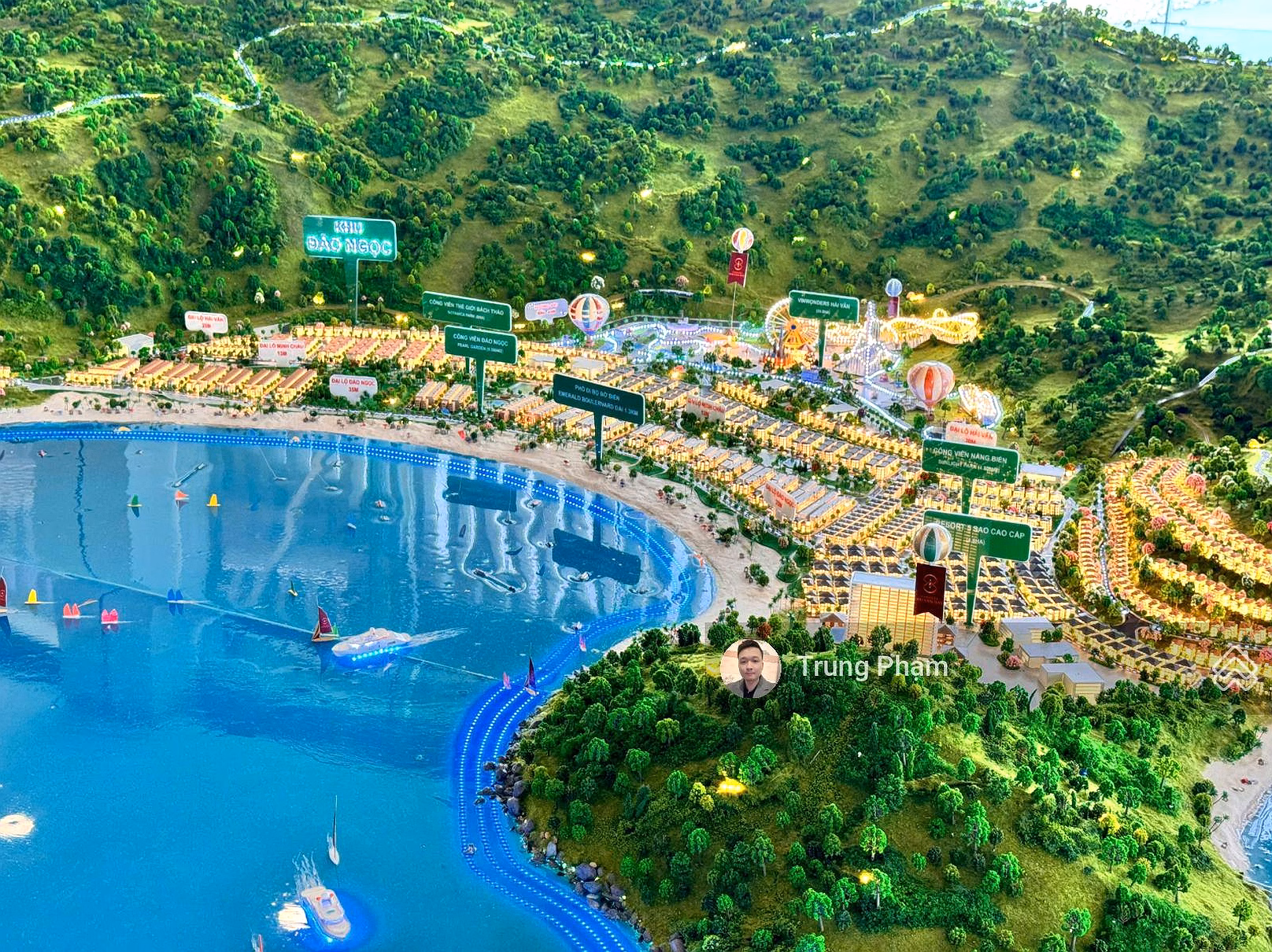 Exclusive shopping cart area 3 Dao Ngoc, adjacent 70-80m2 and 207m2 duplex villa next to Vinwonder amusement park