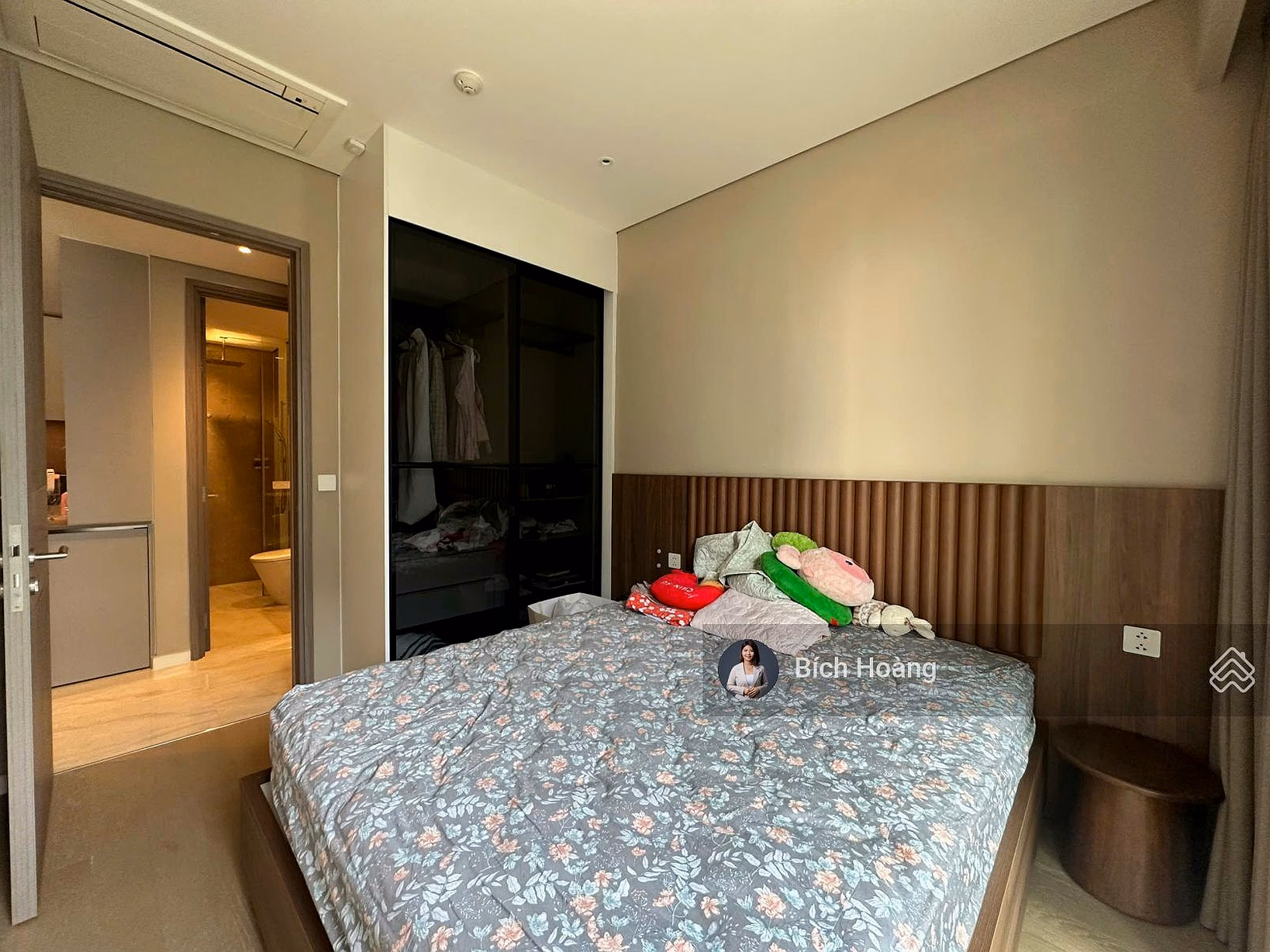 THE OPERA - 2 BEDROOM FOR RENT - FULL LUXURY NT - SUPER HOT RIVER VIEW