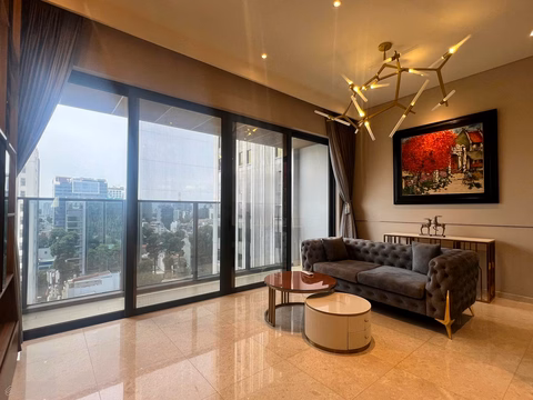 Quick rental of 3 bedrooms, private elevator, price 75 million / month at The Marq, view Q1, full beautiful area