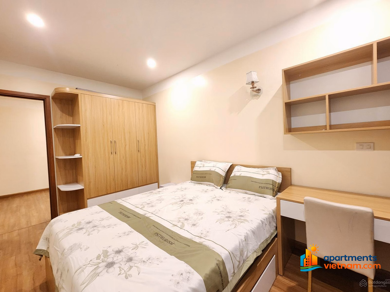 Apartment for rent in CT8 - The Emerald, 4 bedrooms, full of high-class furniture