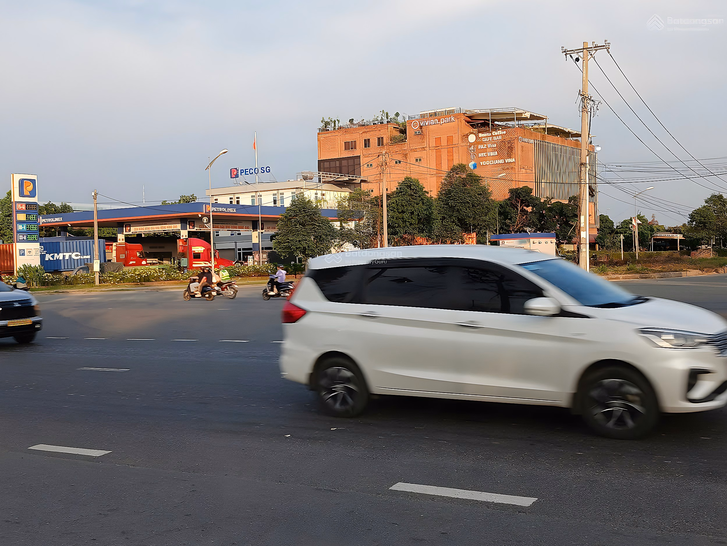 Rare: 156m of land facing Bung Ong Thoan, near Global City