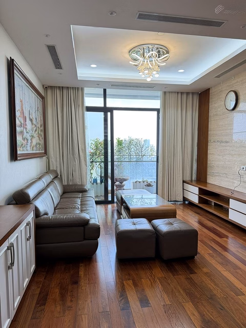 3-bedroom apartment for rent, 128m2, high-class, price 35 million at Sun Grand City Thuy Khue Residence.