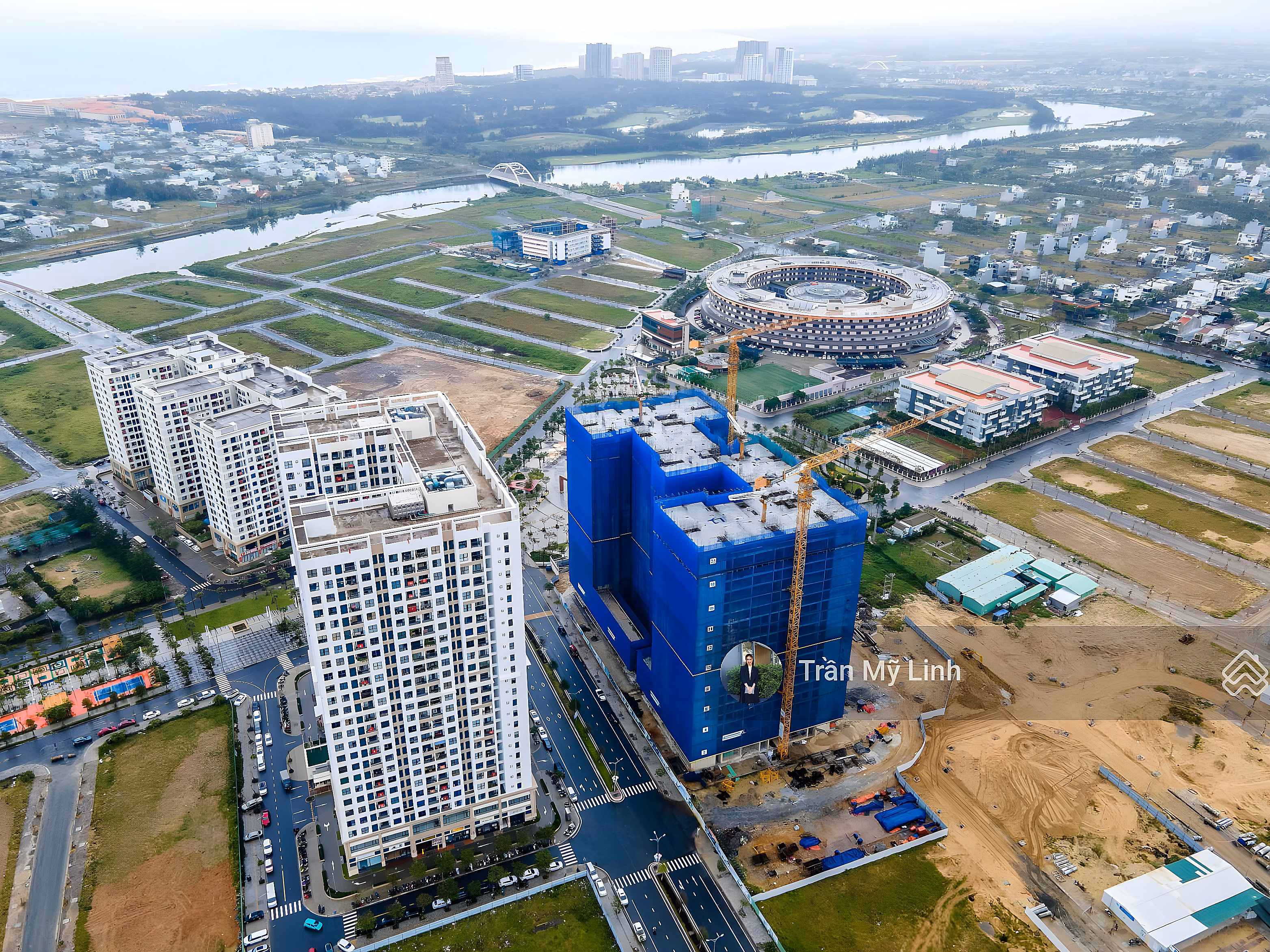 Lease! 2-bedroom apartment facing South with view to FPT complex Price only 13 million (Apr 2026 to receive house)***
