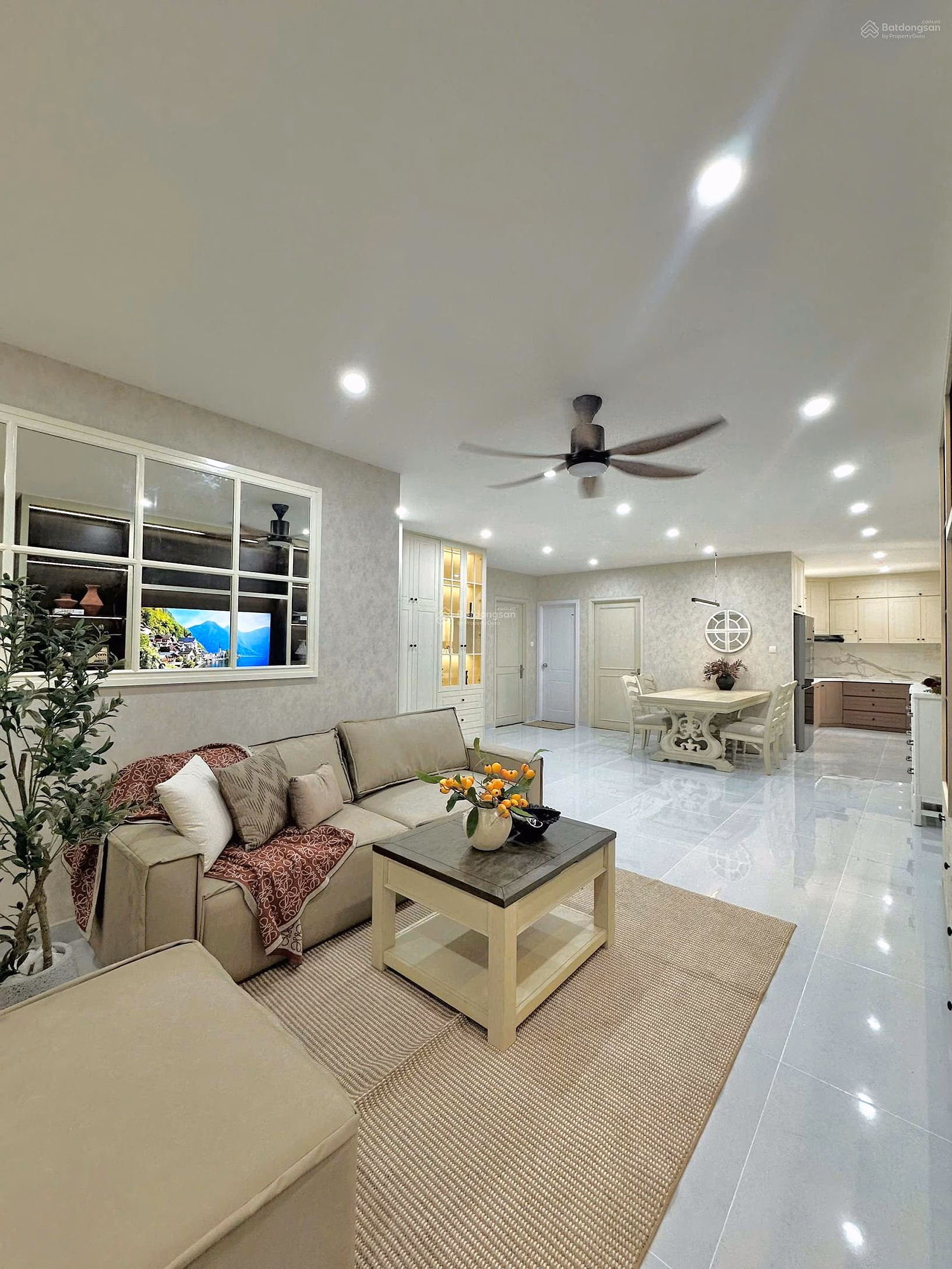 HOT Apartment for rent at The Everrich - District 11. Area: 116m2, 2 bedrooms, 2 bathrooms. Price: 20 million FULL INTERIOR***