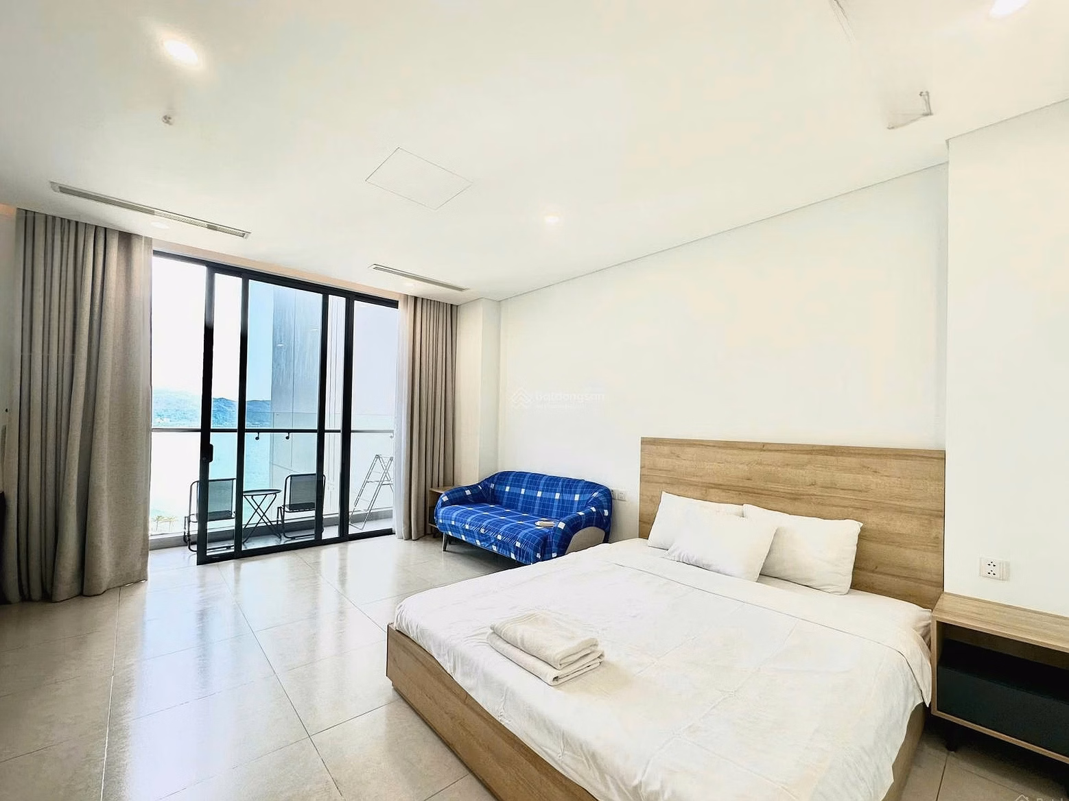 Cheap sale of Studio Scenia Bay Nha Trang, area 46m2 fully furnished for only 3.1 billion