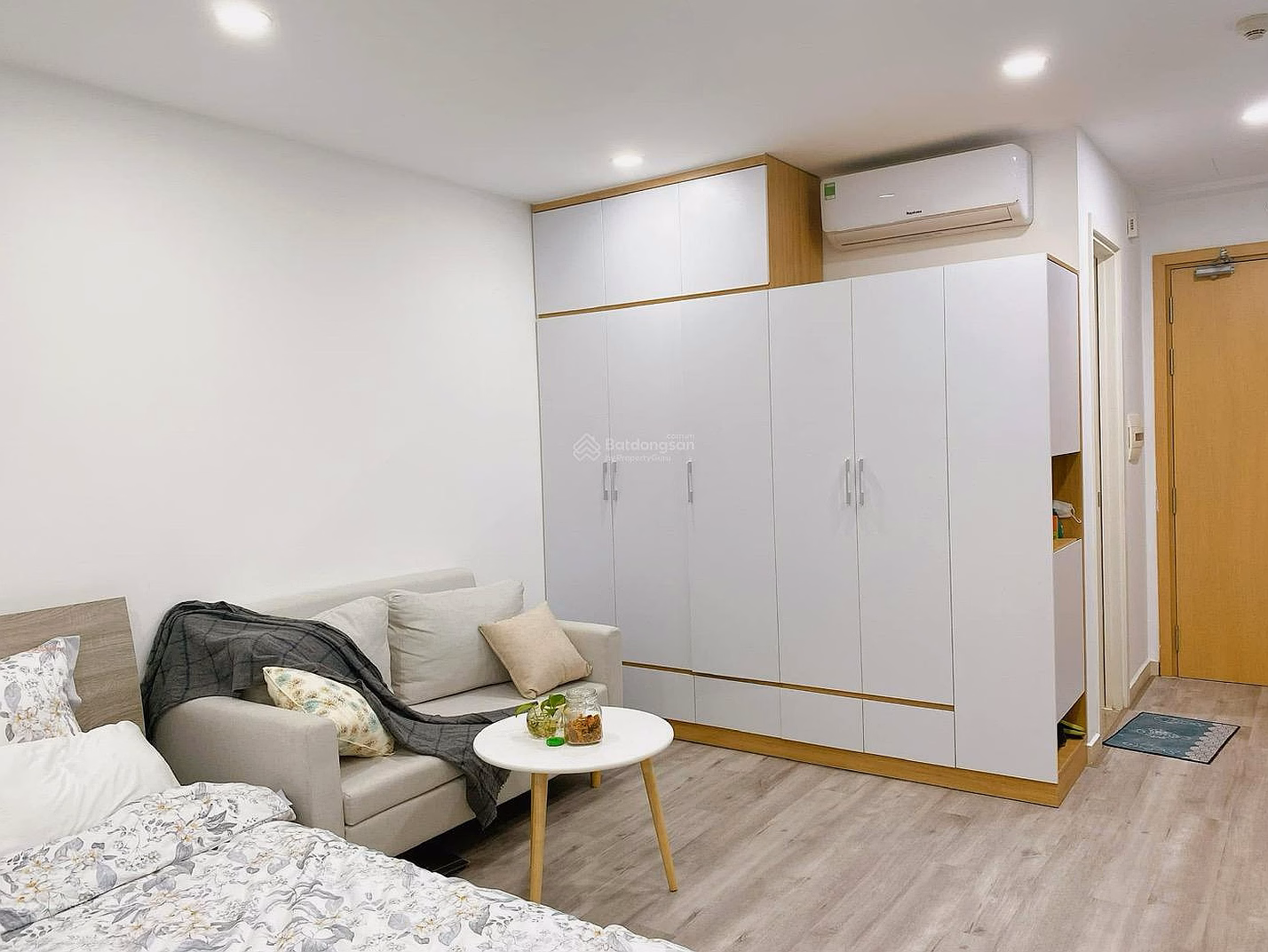 M-One 1 bedroom apartment for rent, good price only 9.5 million/month