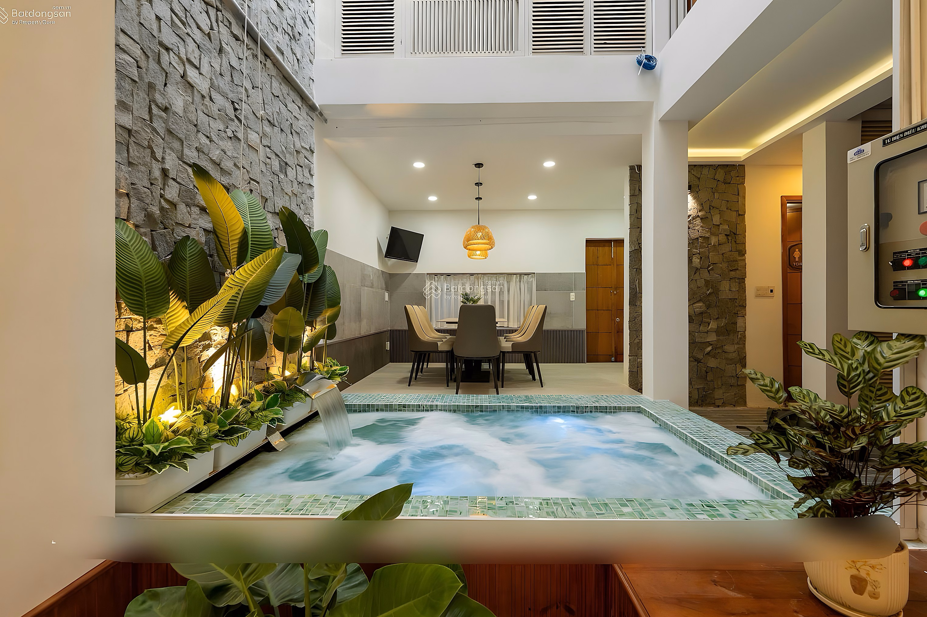 Super rare 3-storey Tran Van Du swimming pool villa, 7.5m wide, near My Khe beach