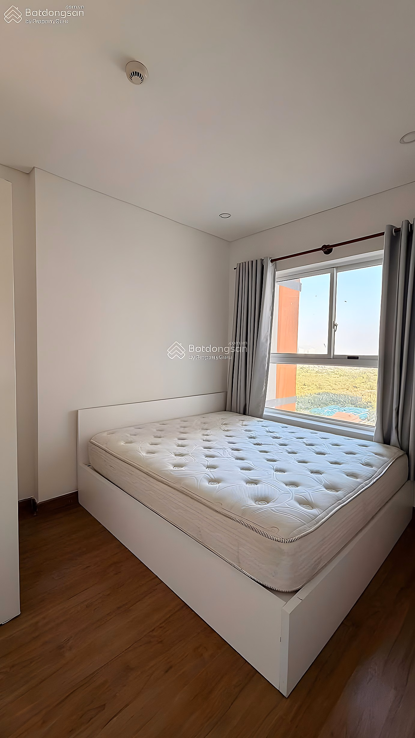 Dragon Hill Apartment for rent, 2 units, 2 bedrooms, 1 bathroom, fully furnished, priced at 9.5 million, ready to live in