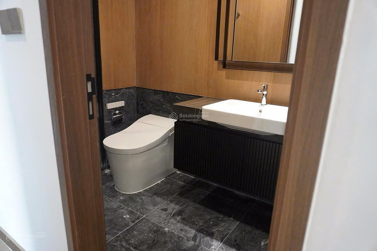 2 bedroom, 2 bathroom apartment for sale at Lumiere Riverside, Ideal Investment Place in Thao Dien