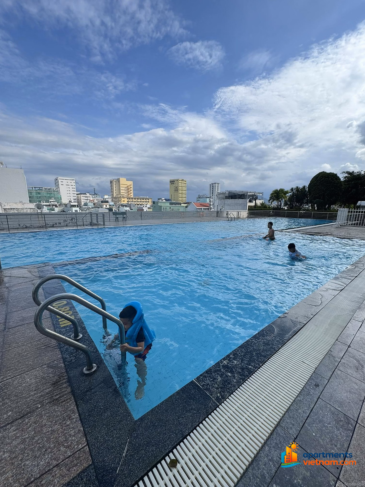 32 million/month 3-bedroom corner apartment, 117.63m2 HAGL Lakeview (72 Ham Nghi)