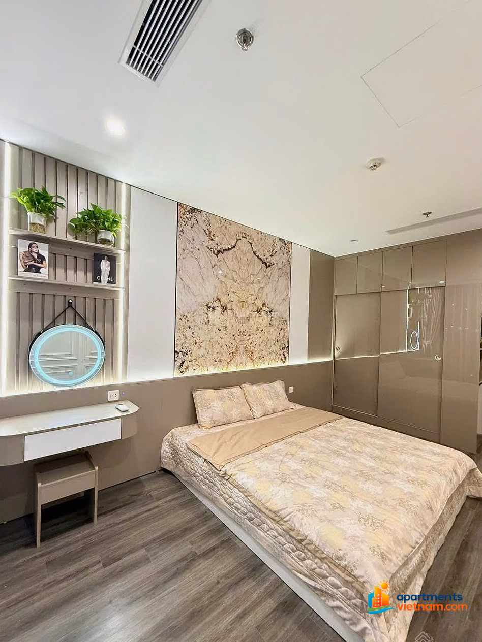 Owner-owned apartment fund for rent at the best price in Vinhomes Ocean Park updated today