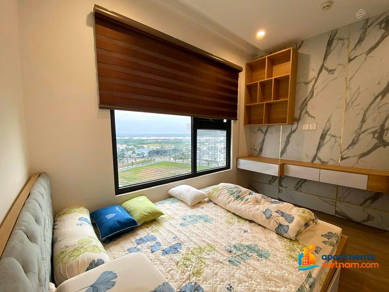 Going back to hometown, need money, urgent sale within a week 2 bedrooms + 69m2 Vinhomes Grand Park