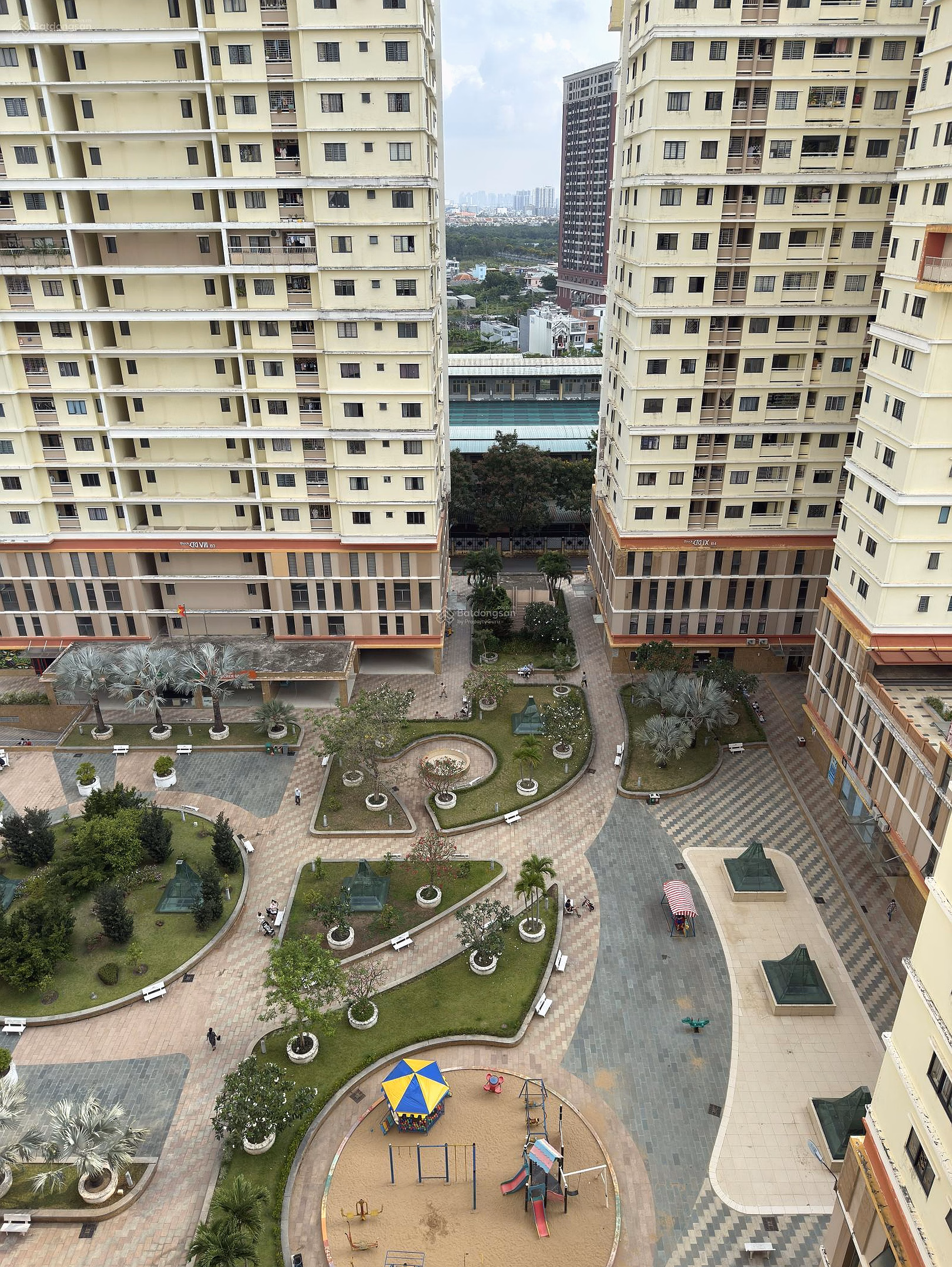 The Era Town 2 bedroom apartment for sale, good price, beautiful house, fully furnished, ready to move in