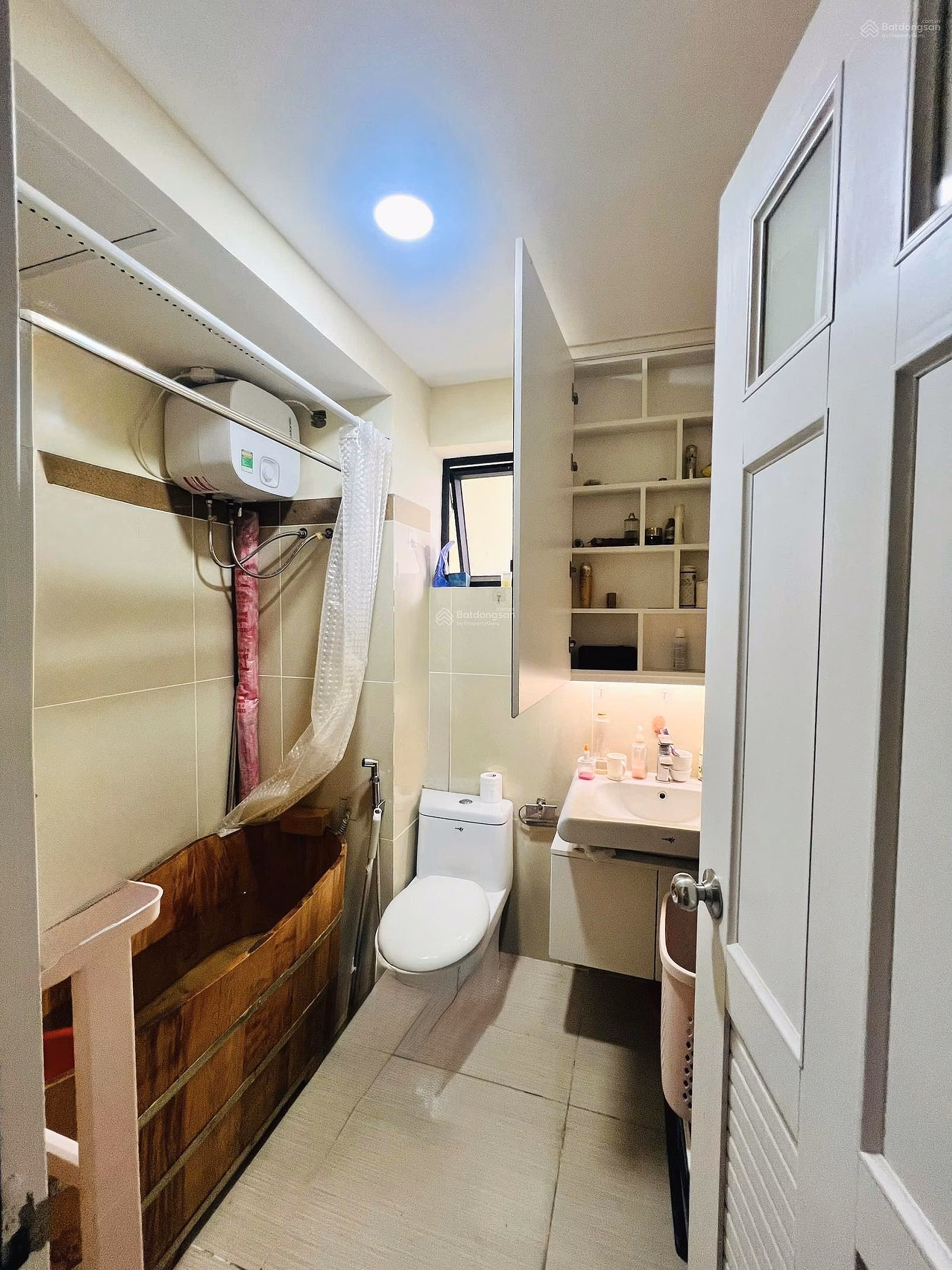 The Era Town 2 bedroom apartment for sale, good price, beautiful house, fully furnished, ready to move in