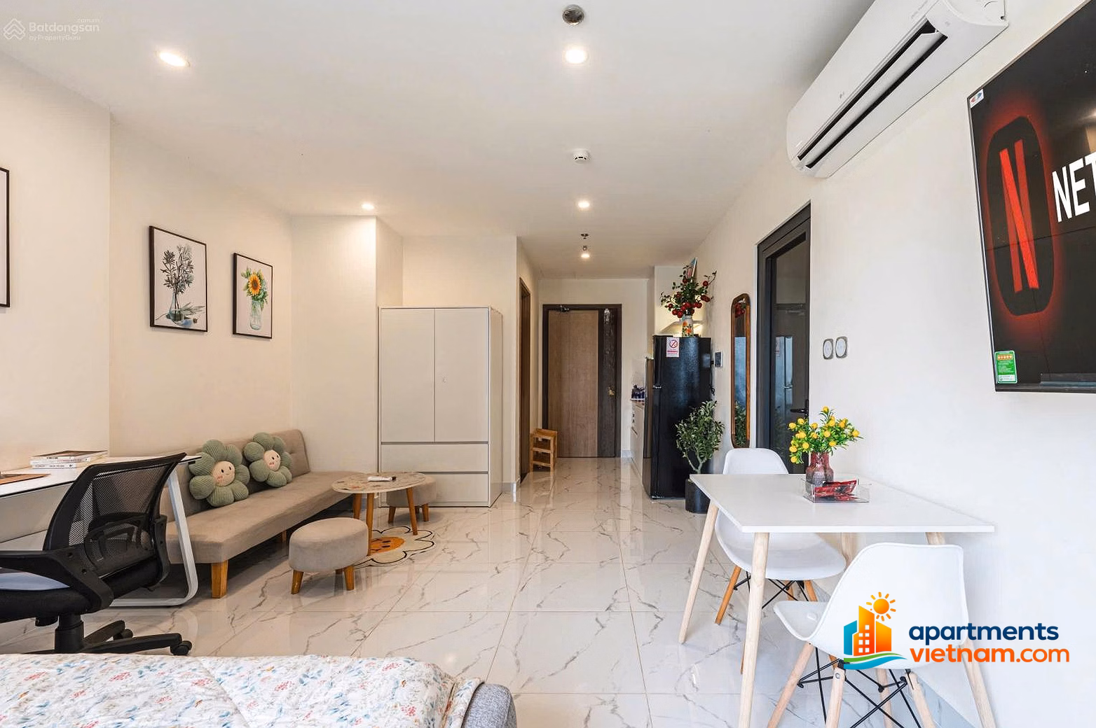 Urgent Sale: Studio in Vinhomes Grand Park - 34 m², 1 Bath, Price 1.5 Billion VND, Rental Income 7 Million/Month