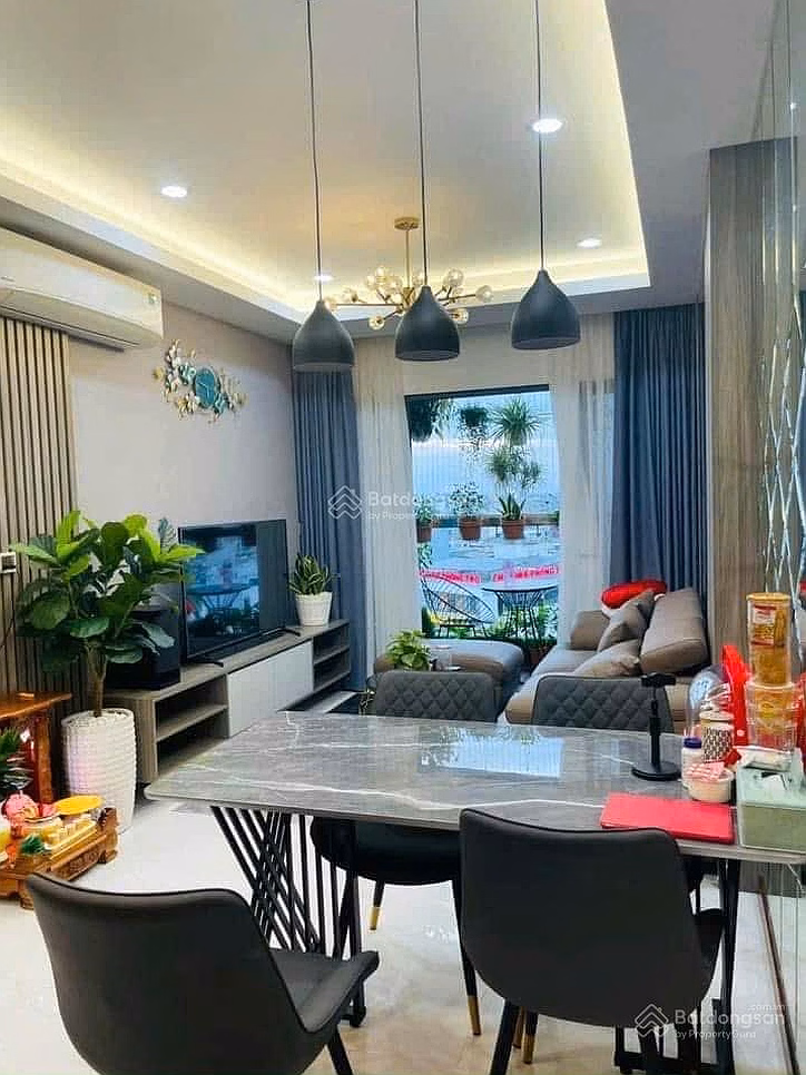 Selling CC Central Plaza 91 Pham Van Hai, 5.1 billion, 63m2, 2 bedrooms, 2 bathrooms, great price, reputable