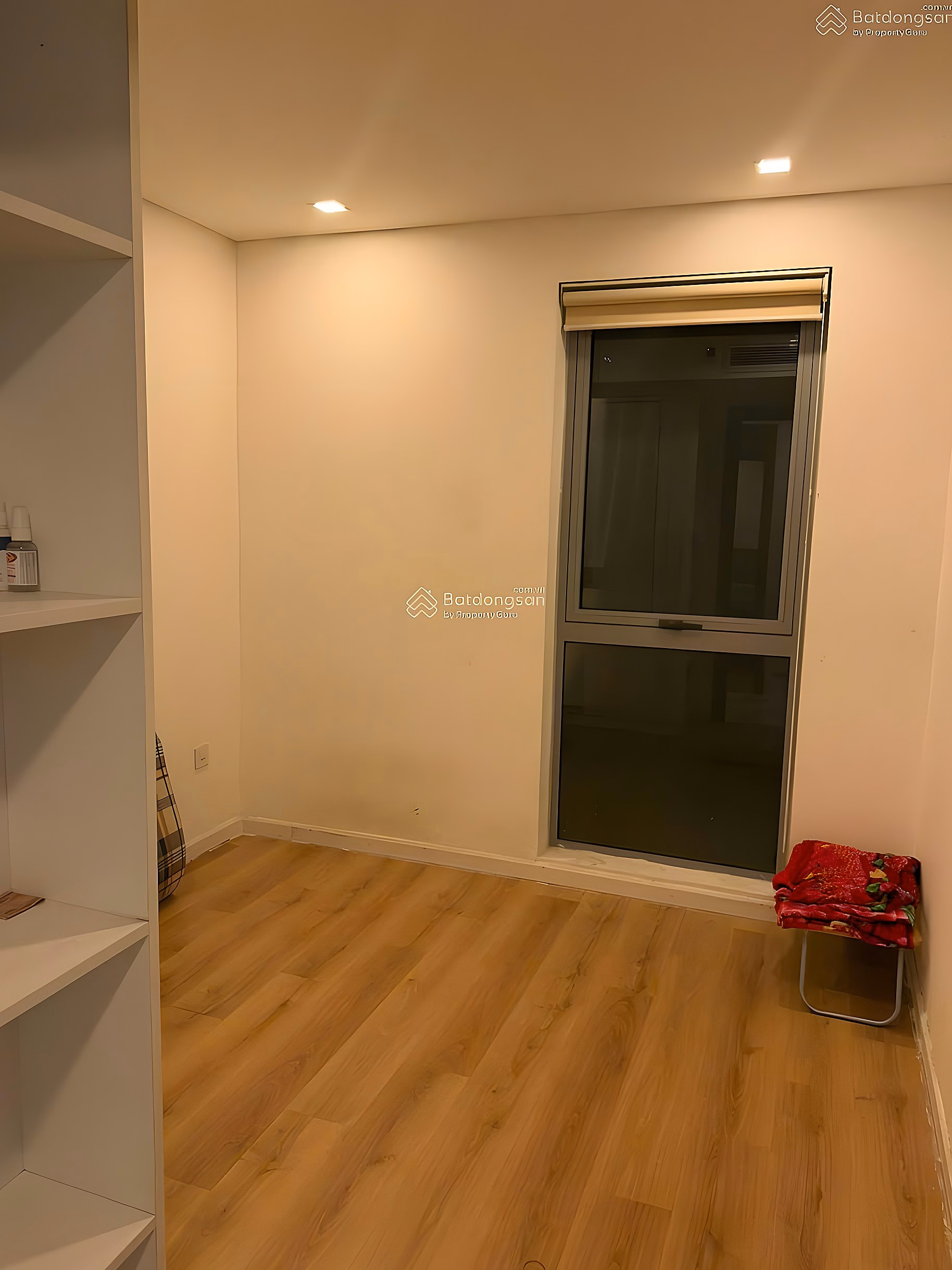OWNER FOR SELLING RIVERA PARK APARTMENT, THANH THAI, DISTRICT 10, 74M, 2 BEDROOM 2WC, PRICE 5.4 BILLION A WEEK 0901 499 ***