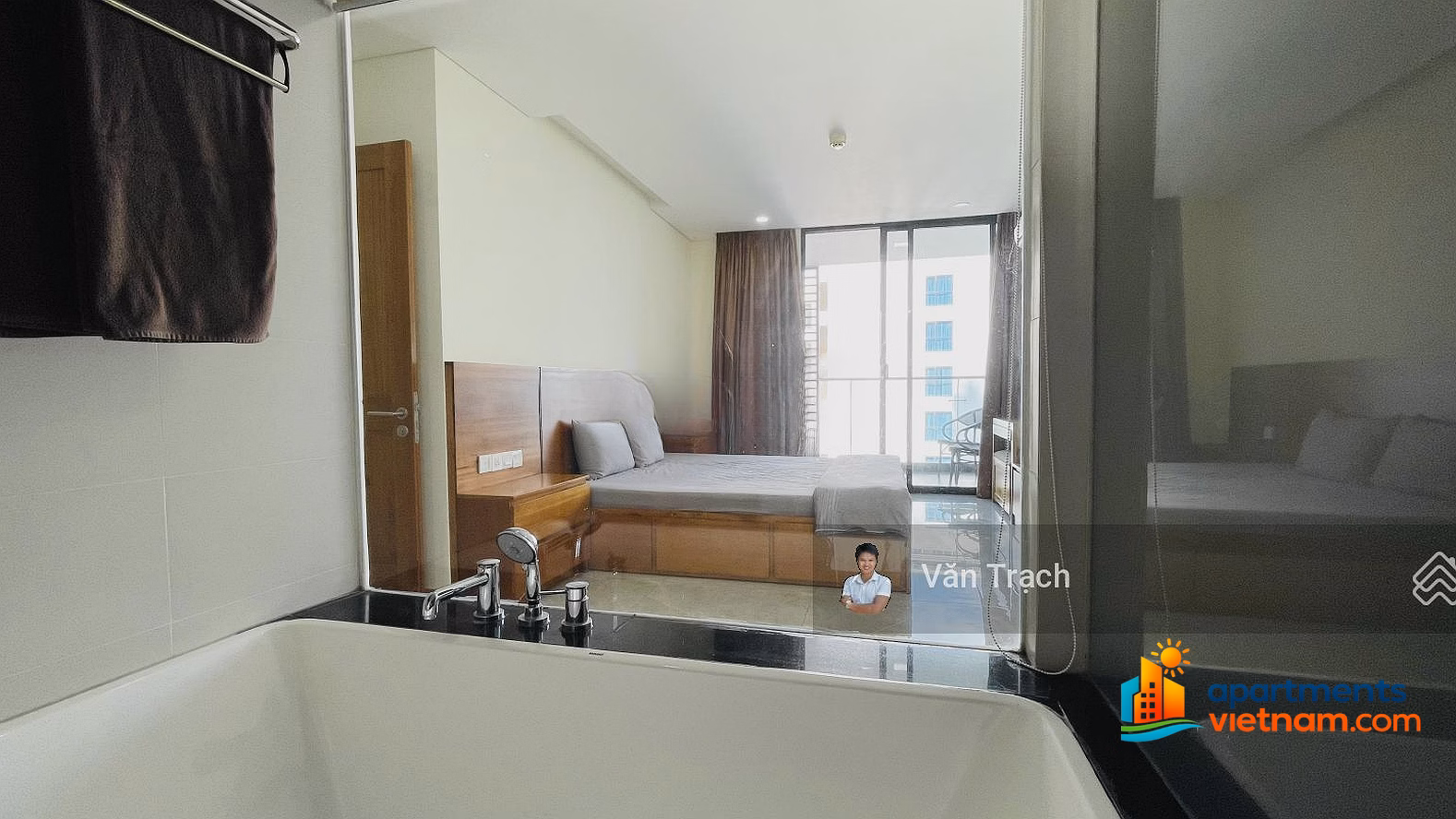Maple Ton Dan Loc Tho Nha Trang apartment has a permanent pink book with sea view and can move in immediately