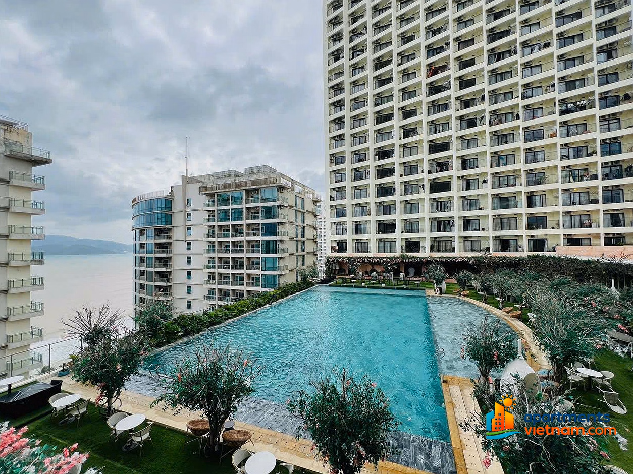 Long-term private pink book for: Luxury apartment building Gold Coast Nha Trang, sea view + swimming pool. Price: 5.4 billion