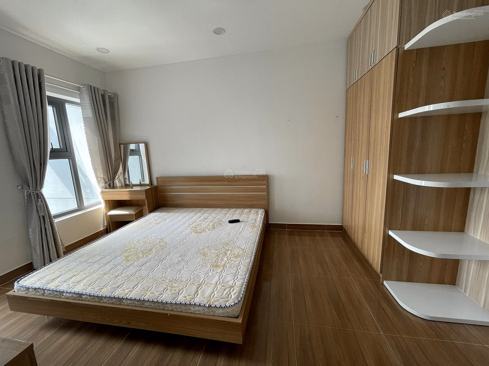 CC Carillon 3 apartment for sale in Hoang Hoa Tham, District. 65m², 2 bedrooms, 2 bathrooms, price 4.7 billion*** Hung