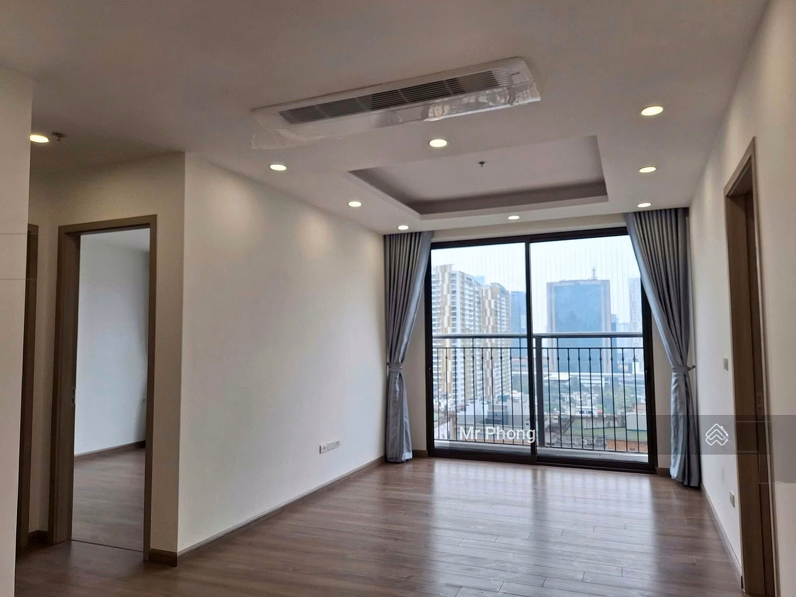 Super cheap! Handico Complex apartment for rent at 33 Le Van Luong, 3 bedrooms, basic furniture, 90m², price only 16.5 million/month