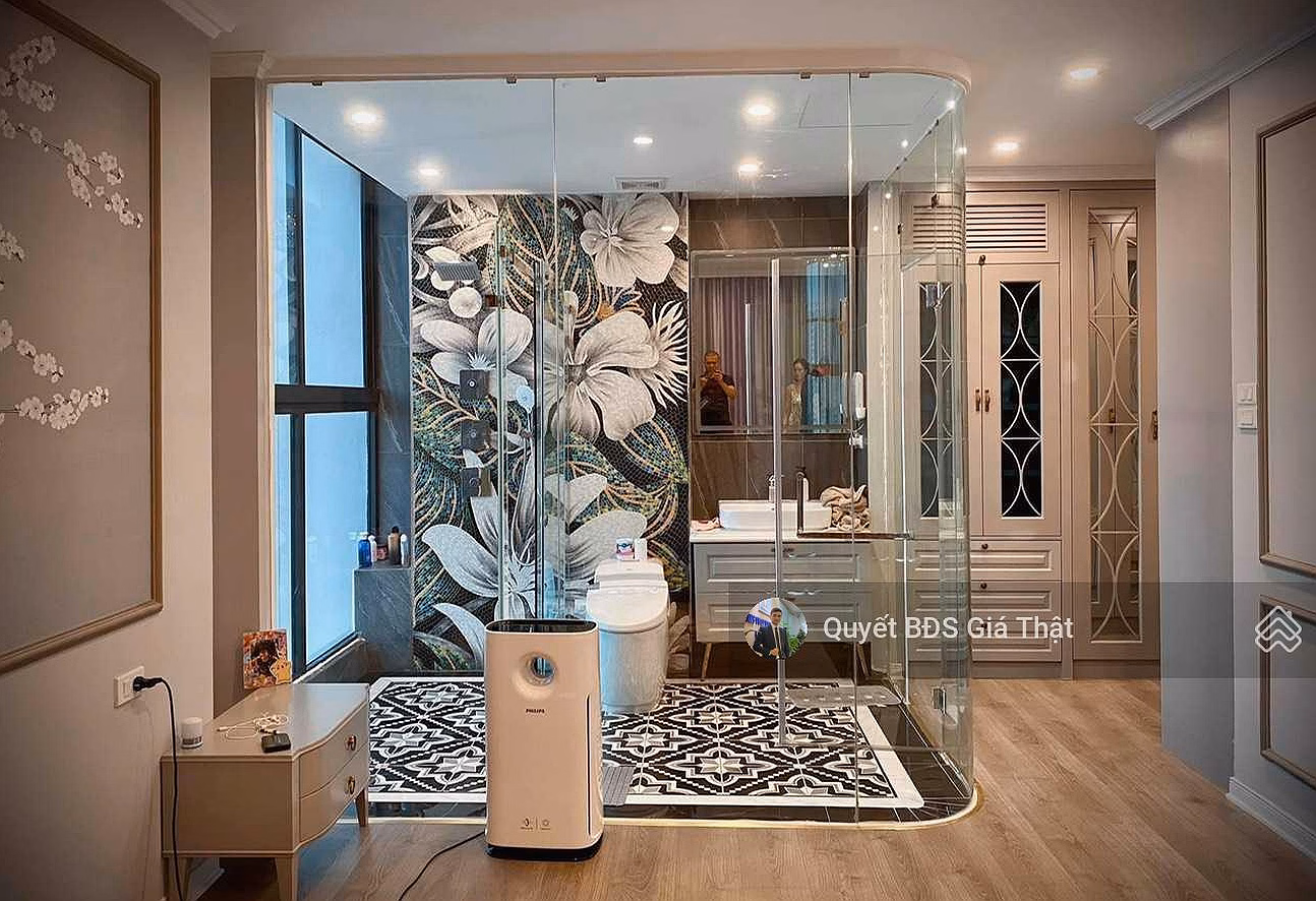 (Real price) owner sells apartment 128m2, 3 bedrooms + 2 bathrooms fully furnished for 12.5 billion Times Tower