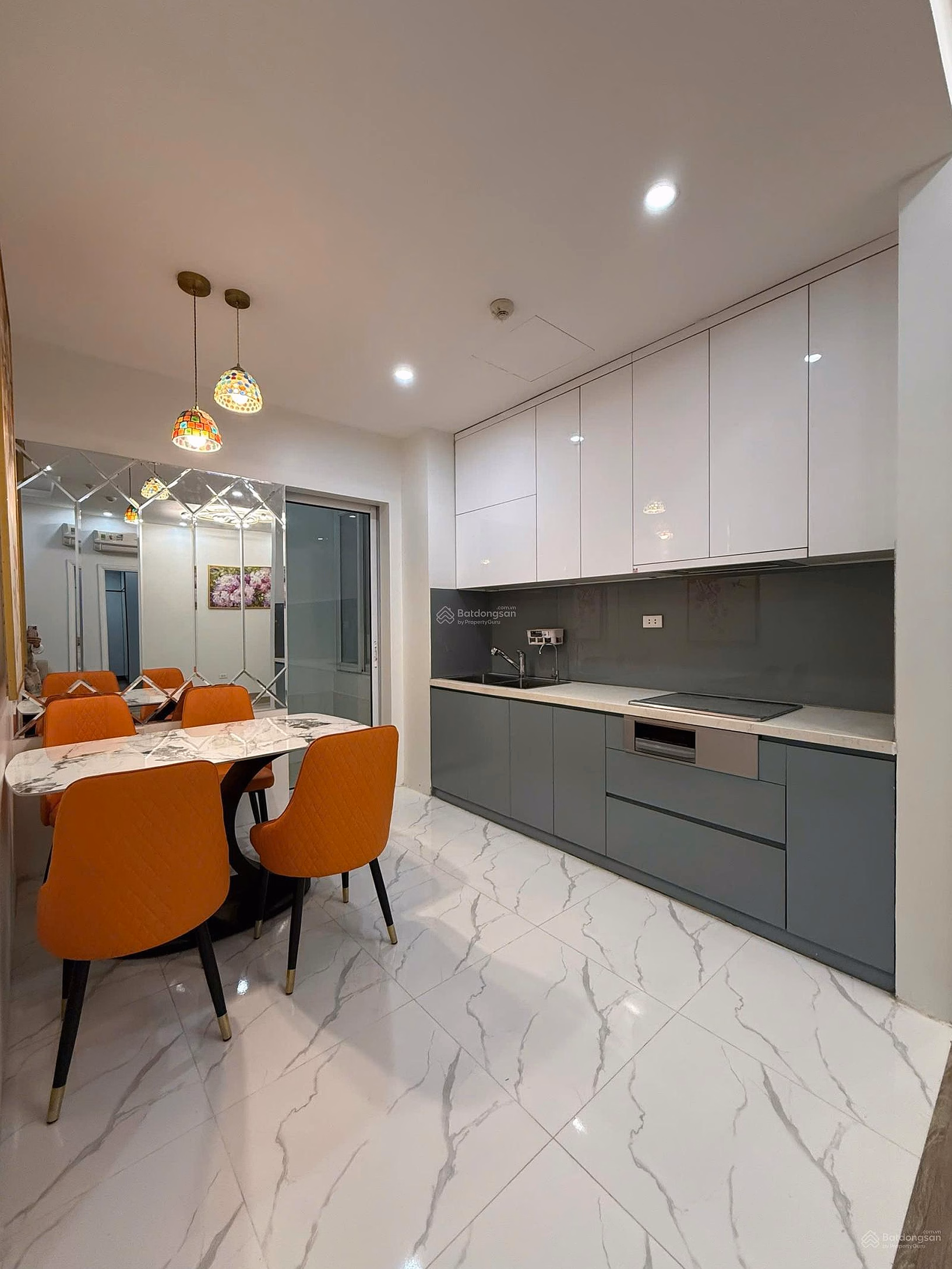 Urgent sale of 3 bedroom apartment at 32T Golden An Khanh building 92m² at extremely good discount price