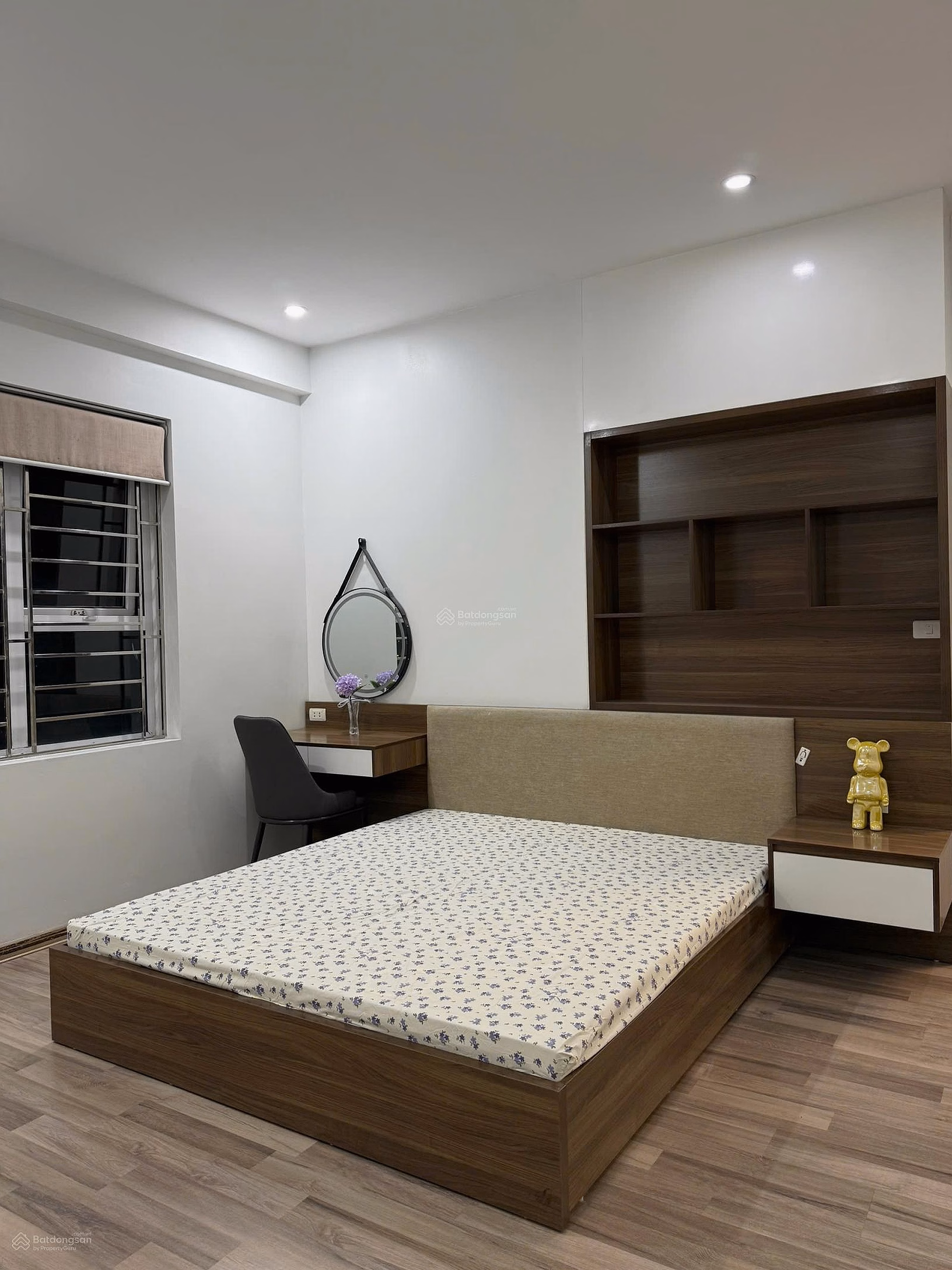 Urgent sale of 3 bedroom apartment at 32T Golden An Khanh building 92m² at extremely good discount price