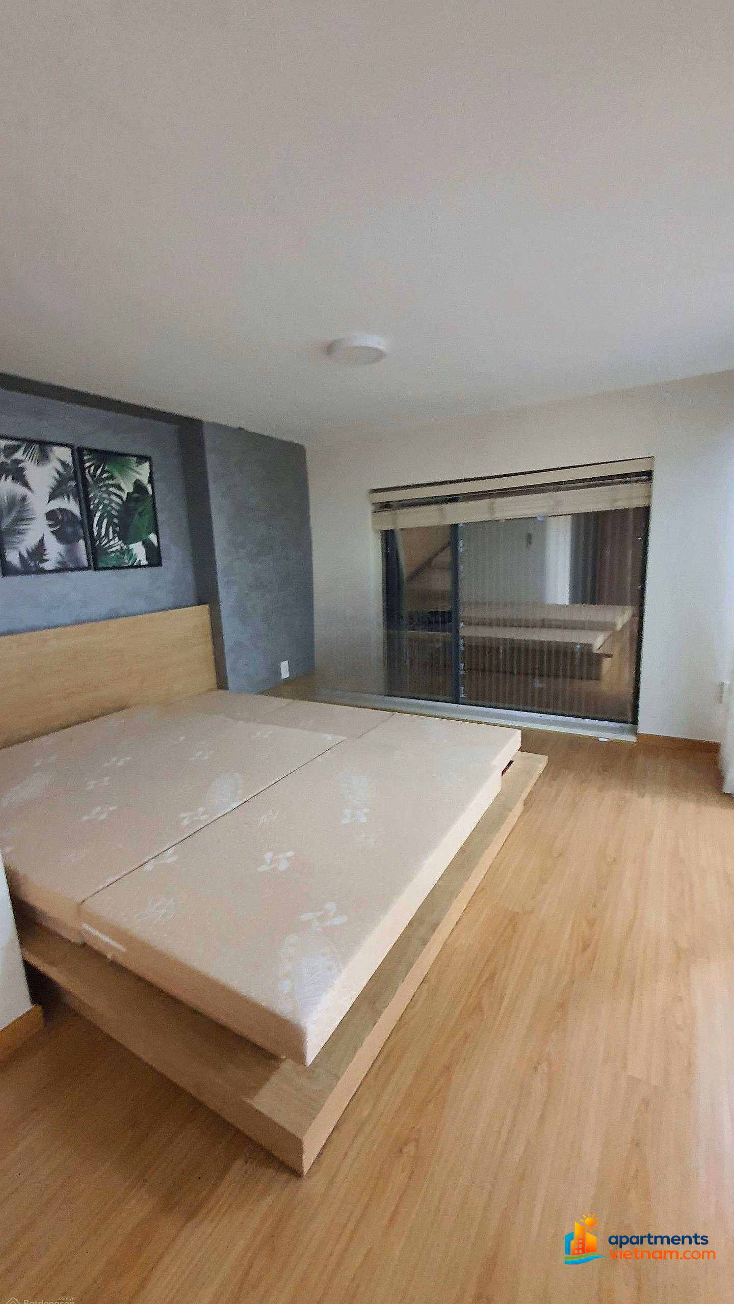 Selling 3 bedroom, 2 bathroom duplex apartment in La Astoria, 81m², fully furnished, new. 4.7 billion 0906 940 ***