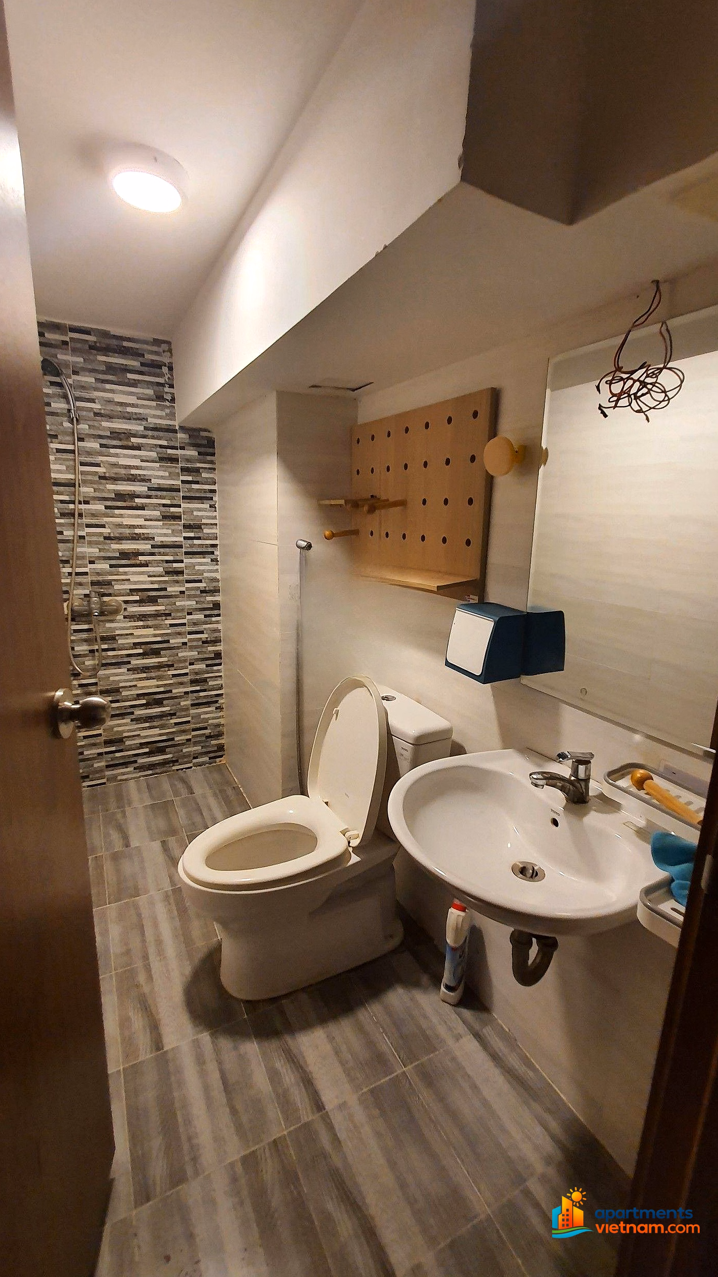 Selling 3 bedroom, 2 bathroom duplex apartment in La Astoria, 81m², fully furnished, new. 4.7 billion 0906 940 ***
