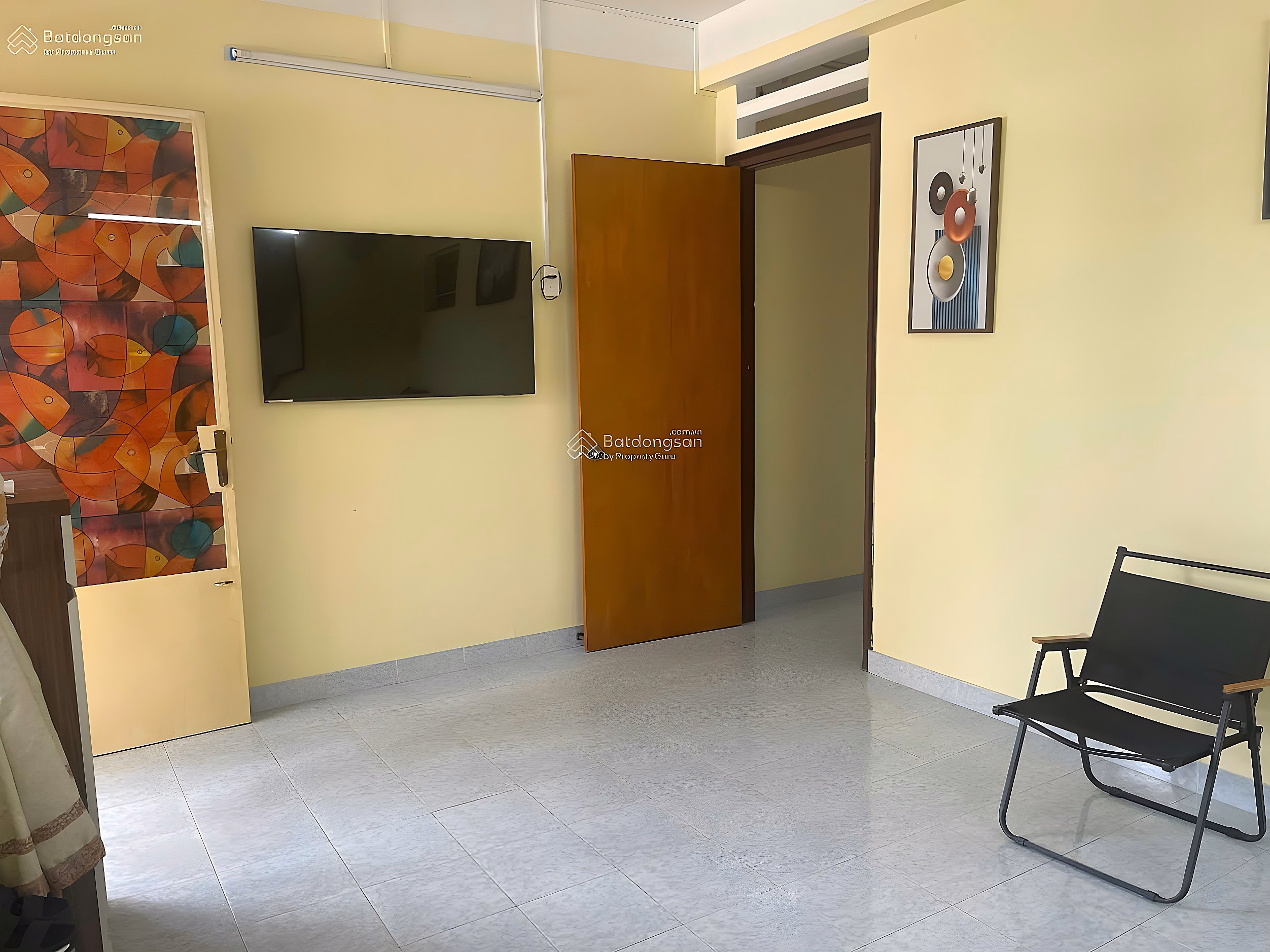 Cho Dam apartment for sale with beautiful, high quality furniture, long-term red book located right in the center of Nha Trang city