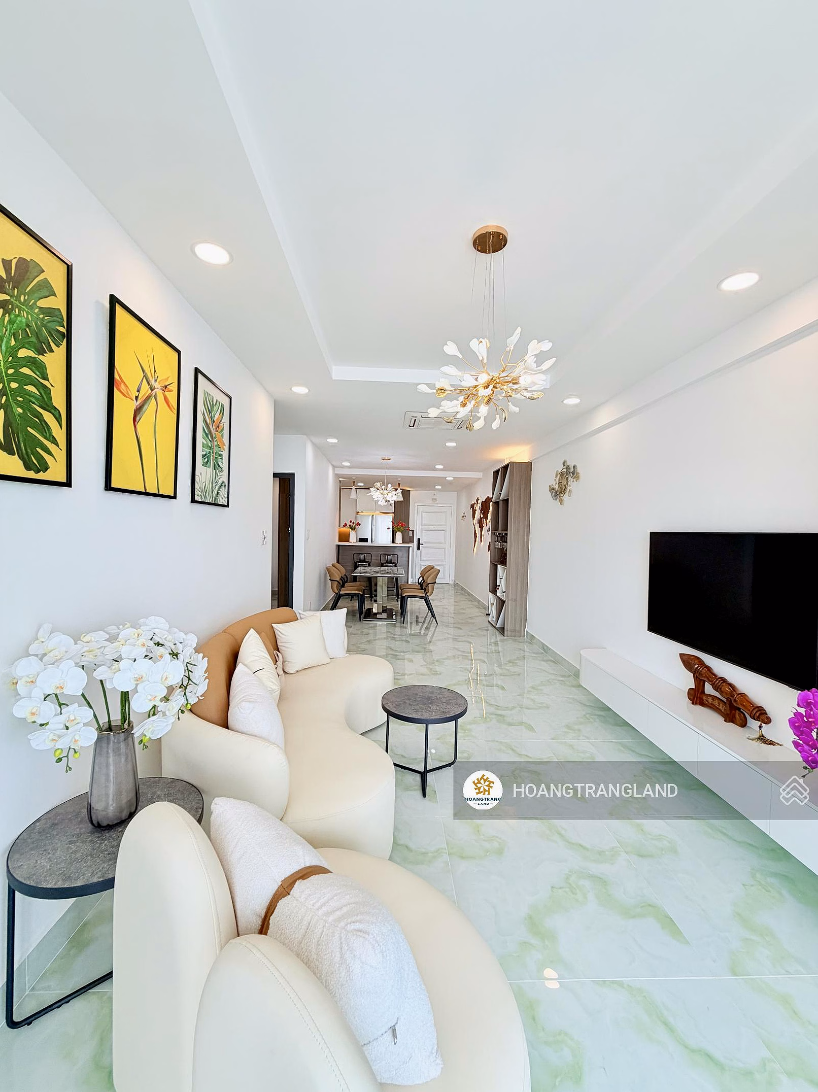 Urgent sale 2 bedrooms 2 bathrooms Hoang Anh Thanh Binh District 7 - super spacious house with beautiful view of District 1. Contact: HATB page 0905 521 ***