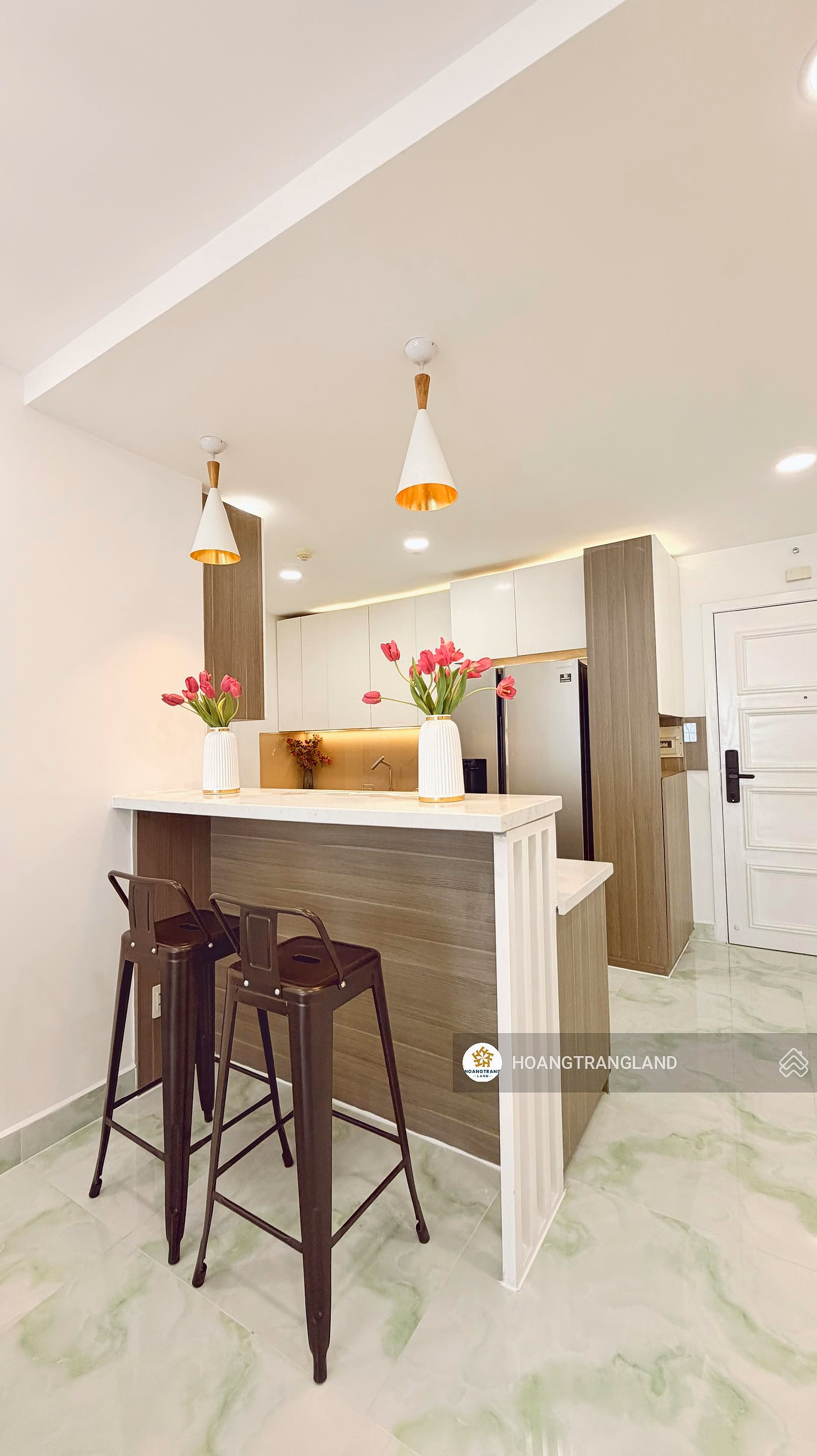 Urgent sale 2 bedrooms 2 bathrooms Hoang Anh Thanh Binh District 7 - super spacious house with beautiful view of District 1. Contact: HATB page 0905 521 ***