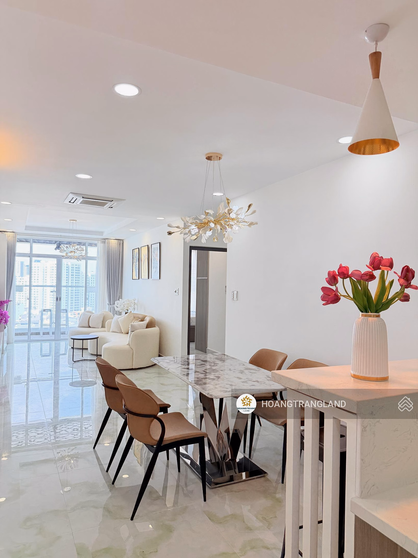 Urgent sale 2 bedrooms 2 bathrooms Hoang Anh Thanh Binh District 7 - super spacious house with beautiful view of District 1. Contact: HATB page 0905 521 ***