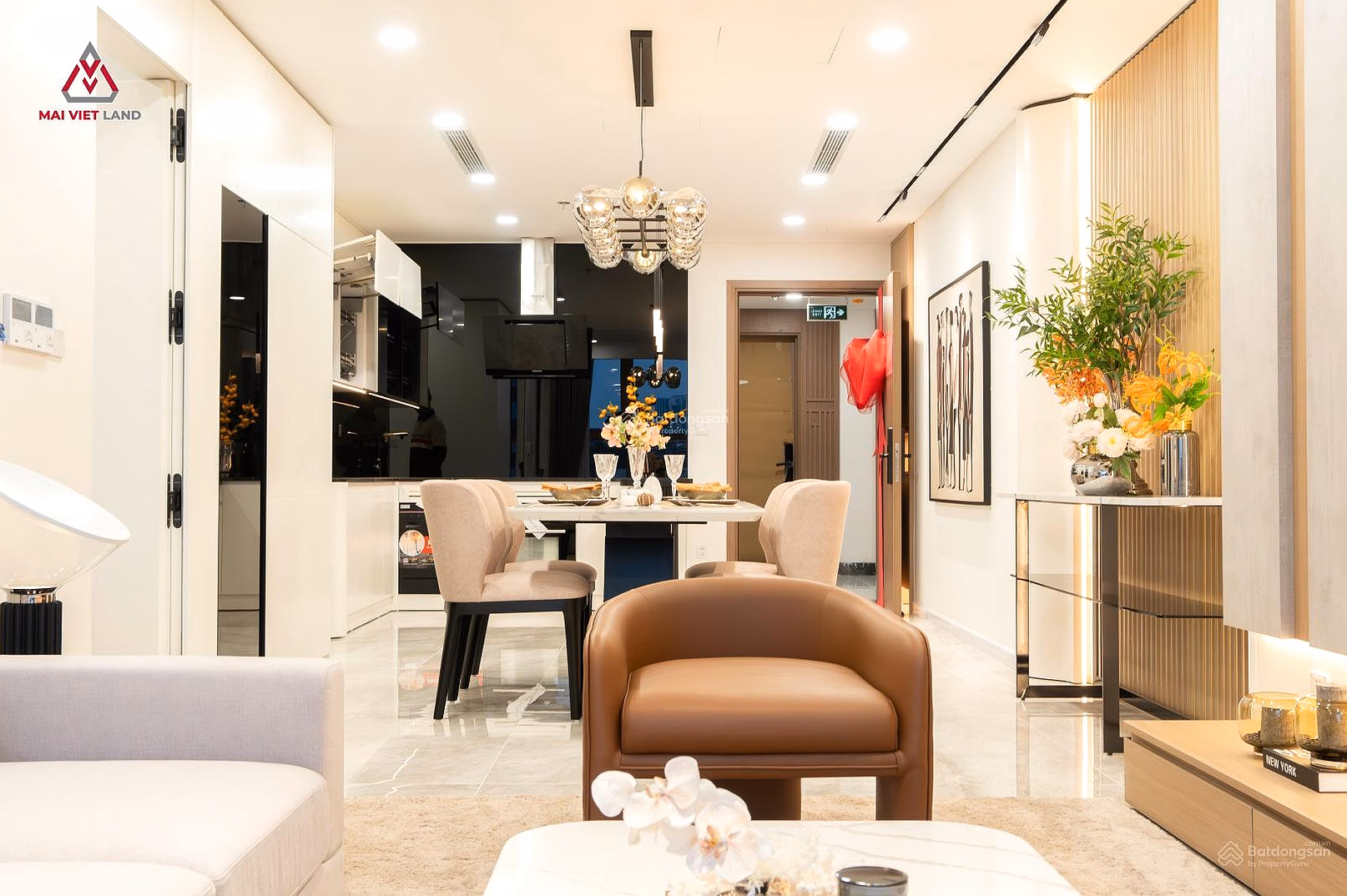Open sale of the final apartment fund of The Queen - 360 Giai Phong project with preferential policies directly from the investor