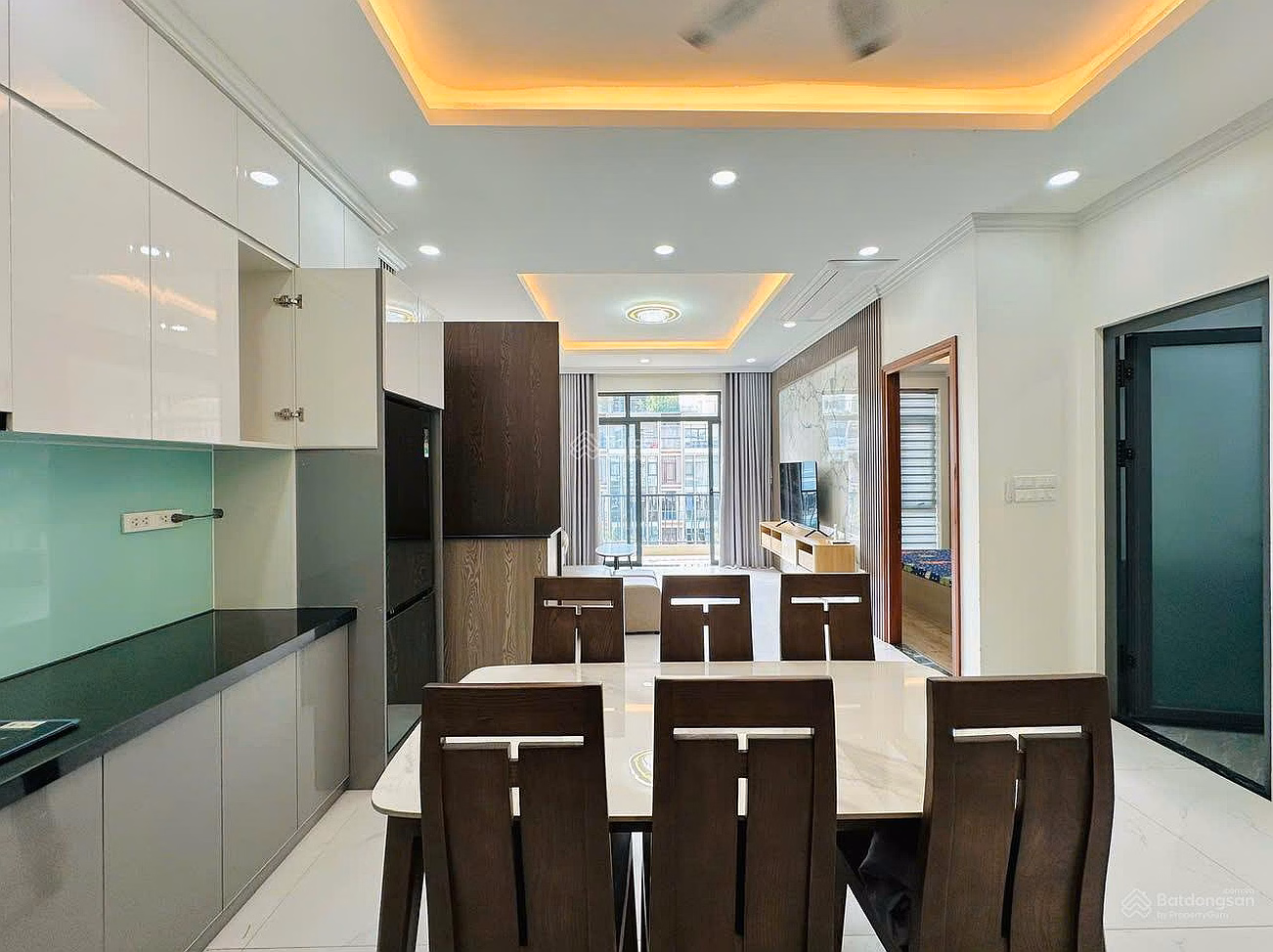 Van Phuc City apartment for rent, 90m2, price 15 million, 2 bedrooms, 2 bathrooms