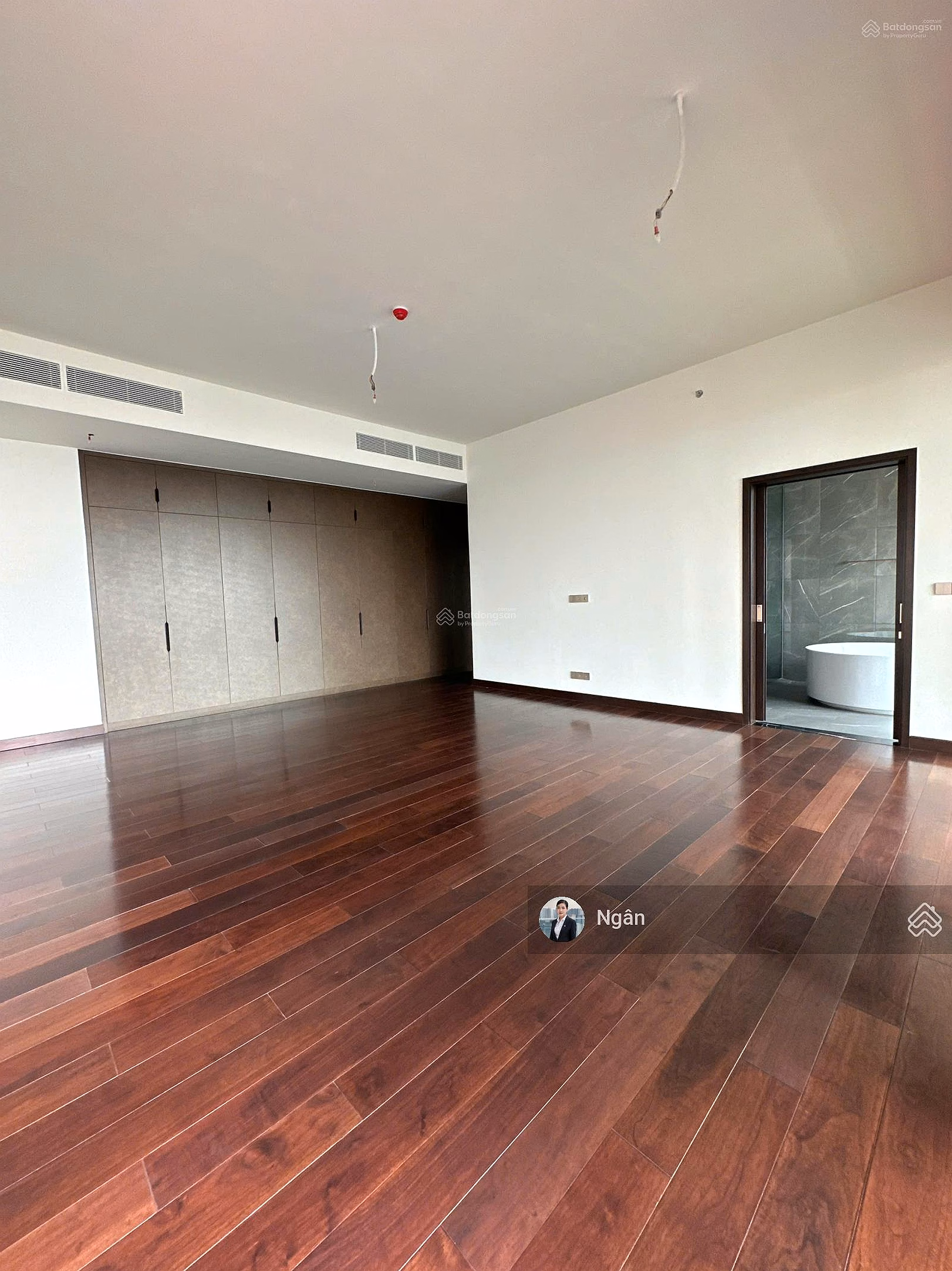 Kim Ngan DEFINE - Selling poolvilla 4 bedrooms + 1 bedroom maid - 6 bathrooms - 325m2 for only 42.9 billion allin