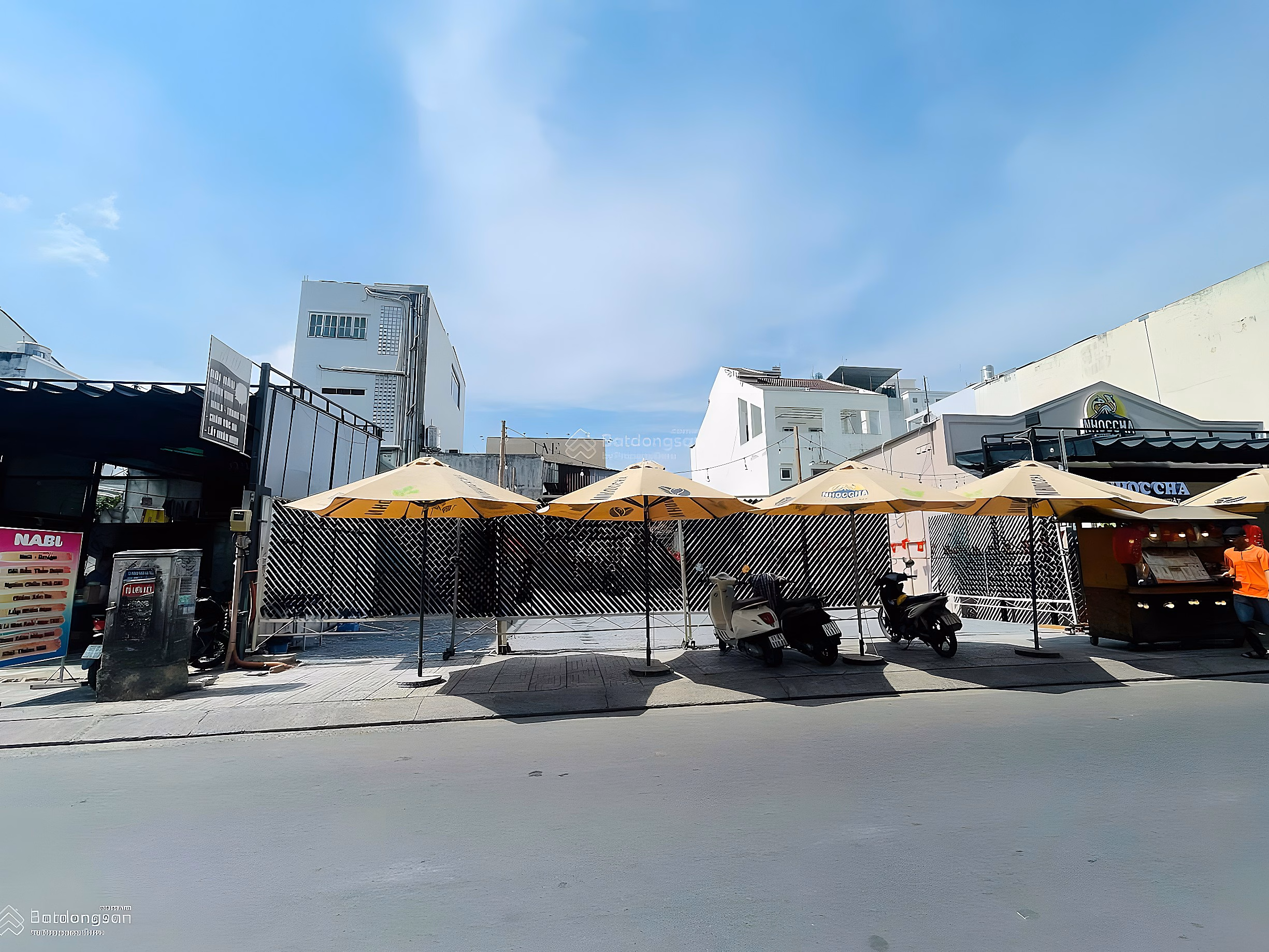 So delicious! Opposite Giga Mall - Road 20 - high-rise construction - 10.9 billion TL